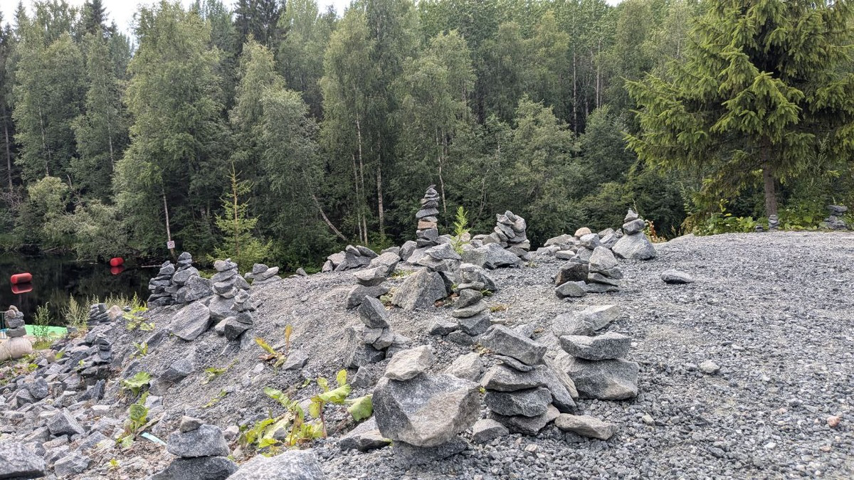 Cairns in Karelia. What are they and why are there so many of them? - My, Tourism, Travels, Drive, Saint Petersburg, Карелия, Ruskeala, Sami, Seid, Туристы, And here are some more pyramids like this, Tourist places, Leningrad region, Road trip, Mountain tourism, Longpost