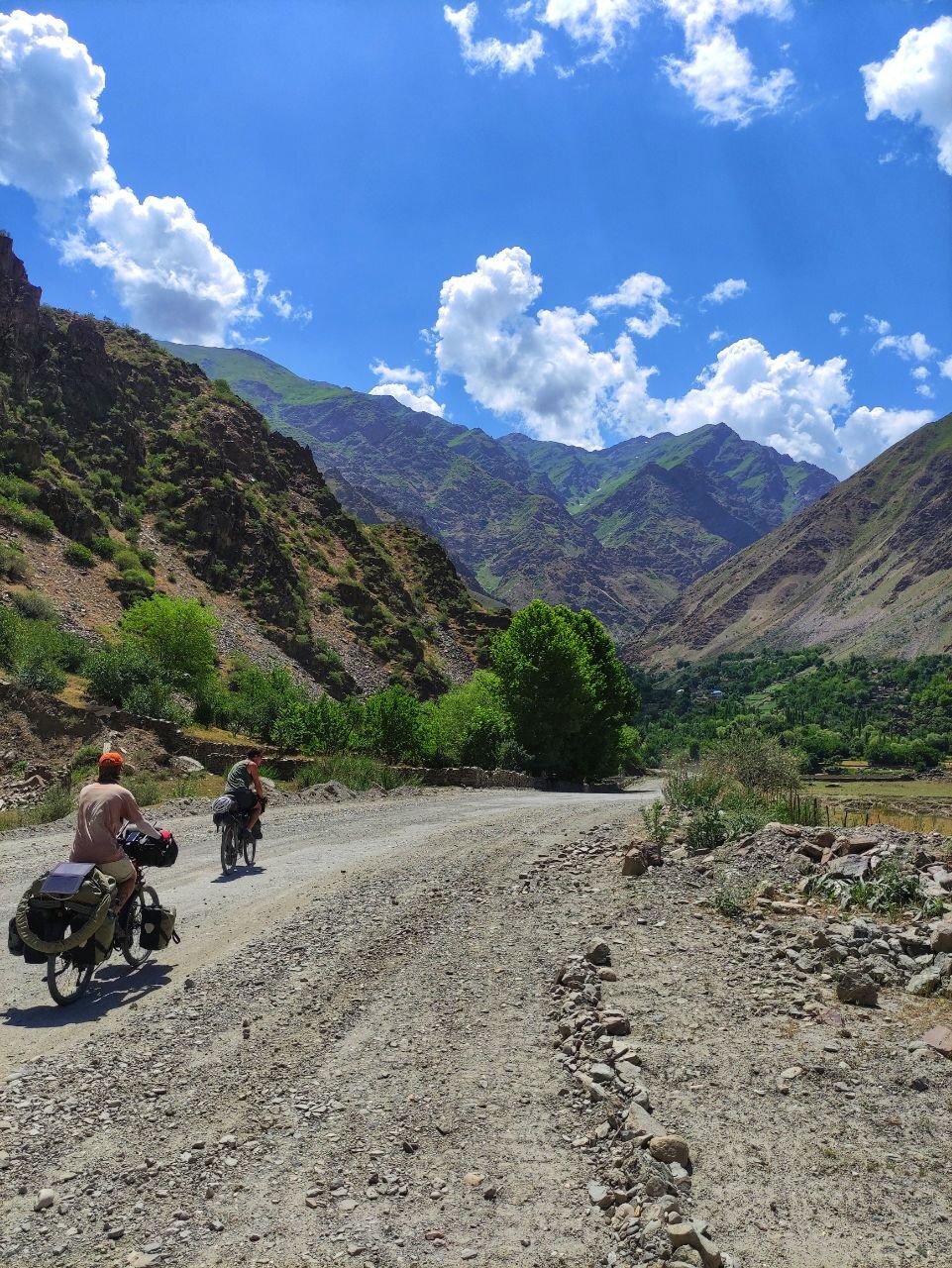 Across the entire Pamirs and Central Asia by bike! 3500 km + Day 24. Still on the road - My, A bike, Mountain tourism, Camping, Travels, Hike, Asia, middle Asia, Central Asia, Tajikistan, Pamir, Afghanistan, The rocks, Туристы, Summer, Leisure, Relaxation, Vacation, Bike trip, Longpost