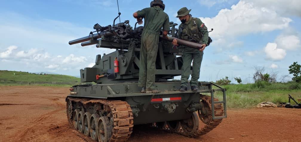 Venezuelan self-propelled gun Maisanta YZR on the chassis of the AMX-13 tank - Sau, Armored vehicles, Video, Longpost