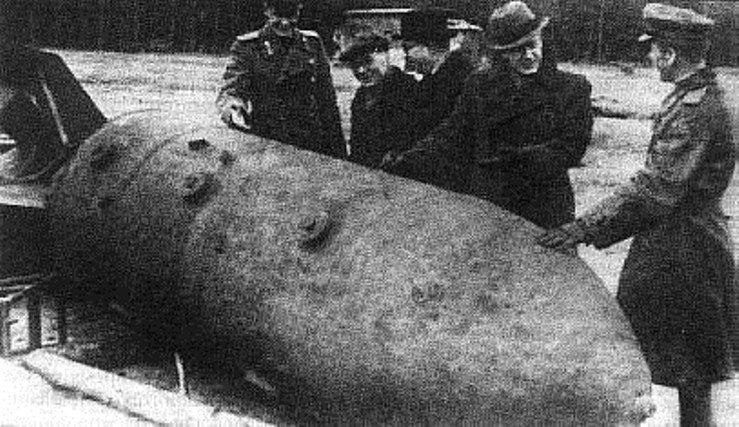 How a superbomb weighing 5.4 tons helped break the will of the Nazis - Bomb, Bomber, Military equipment, Inventions, Inventors, Technics, Made in USSR, Engineer, The Second World War, The Great Patriotic War, Military history, The photo, Youtube, Video, YouTube (link), Longpost