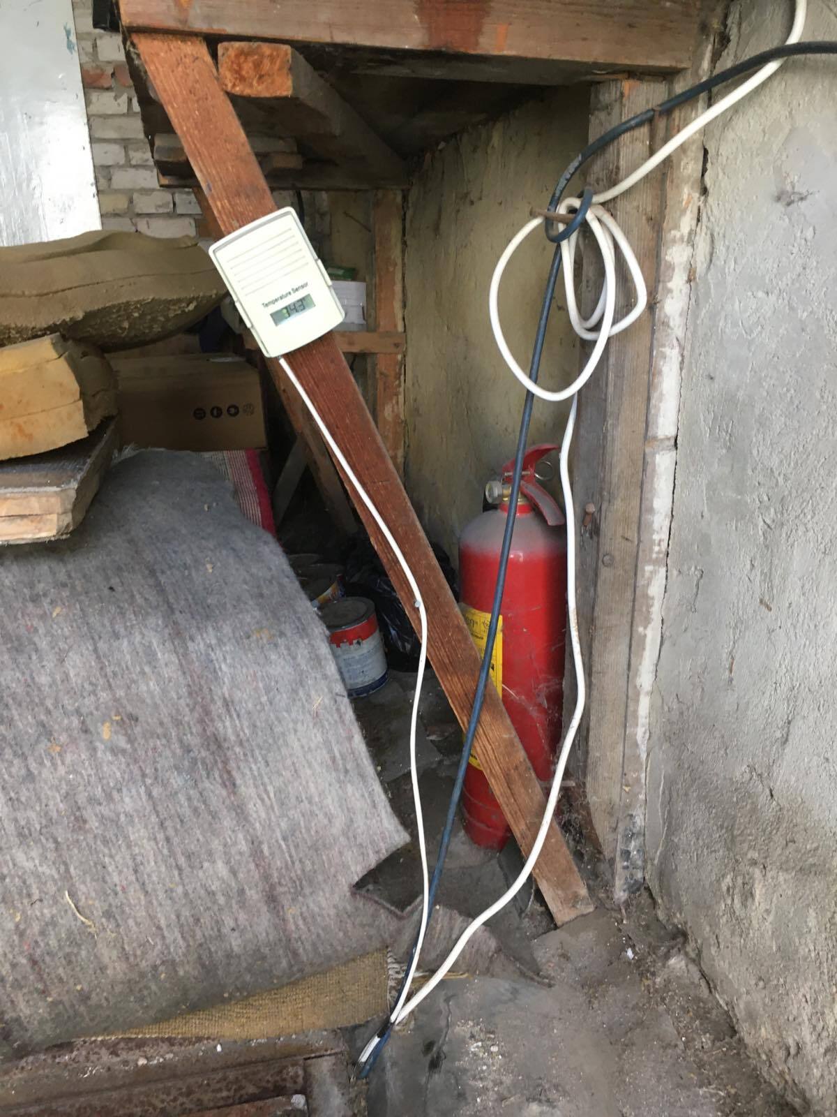 The cellar was flooded after long rains, the machine did not work on the immersed 220 V tee - My, Electricity, Cellar, Question, Ask Peekaboo, Longpost