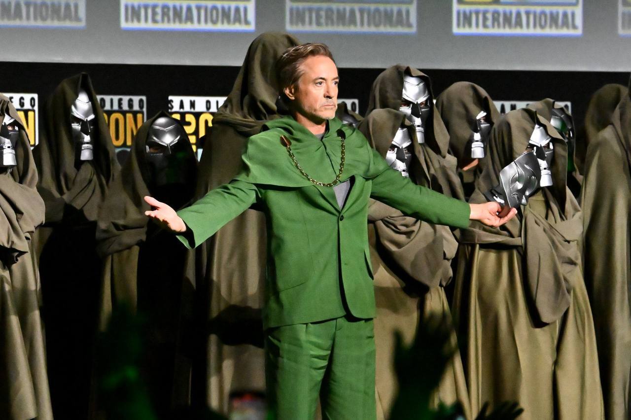 Robert Downey Jr. will play Doctor Doom in the upcoming Avengers: Judgment Day - Movie review, New films, Avengers, Film and TV series news, Robert Downey Jr., Movies, Fantastic Four, Video, Vertical video, Longpost, Repeat, Actors and actresses