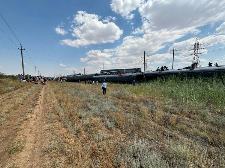 The Kazan-Adler train crash on July 29, more than 30 people were hospitalized...KAMAZ driver - Aslanbek... - Negative, Media and press, Violation of traffic rules, Driver, Traffic rules, DPS, Incident, Longpost