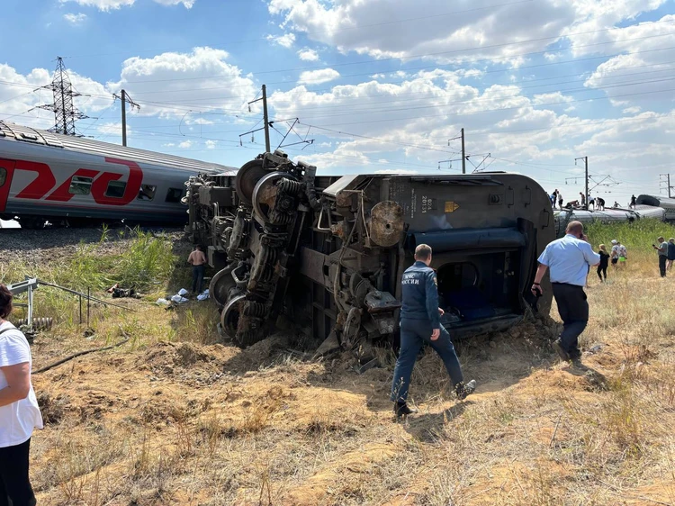 The Kazan-Adler train crash on July 29, more than 30 people were hospitalized...KAMAZ driver - Aslanbek... - Negative, Media and press, Violation of traffic rules, Driver, Traffic rules, DPS, Incident, Longpost