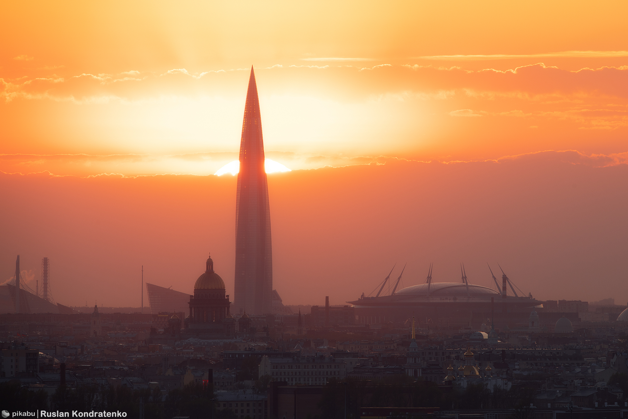 Sunset panorama of St. Petersburg - My, Saint Petersburg, The photo, Canon, Town, Collage, Sunset, Evening, Longpost, Lakhta, Lakhta Center, Saint Isaac's Cathedral, Video, Vertical video