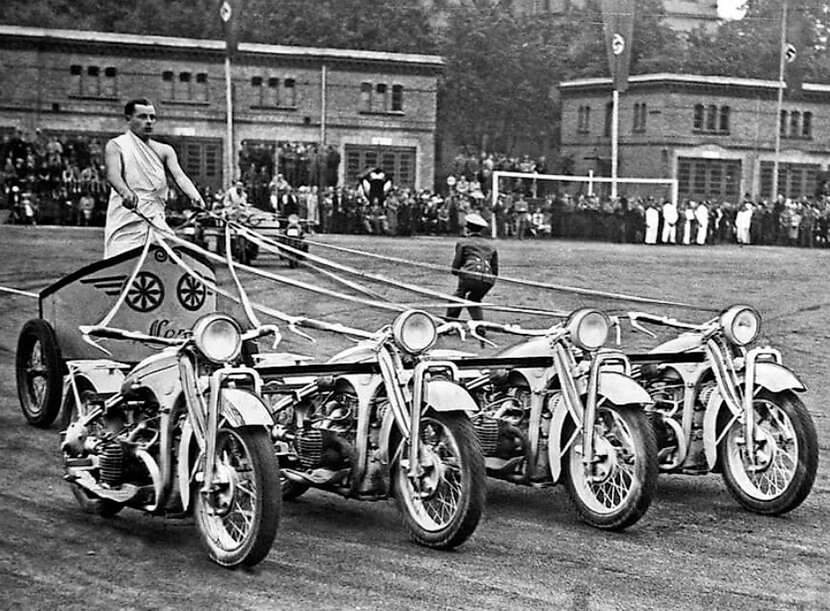 Motorized chariots: the most frenzied car racing in the world - My, Useful, Transport, Race, Motorists, Moto, Motorcyclists, Racers, Show, Chariot, Biker Riding, Life stories, Spectacle, Driver, Longpost