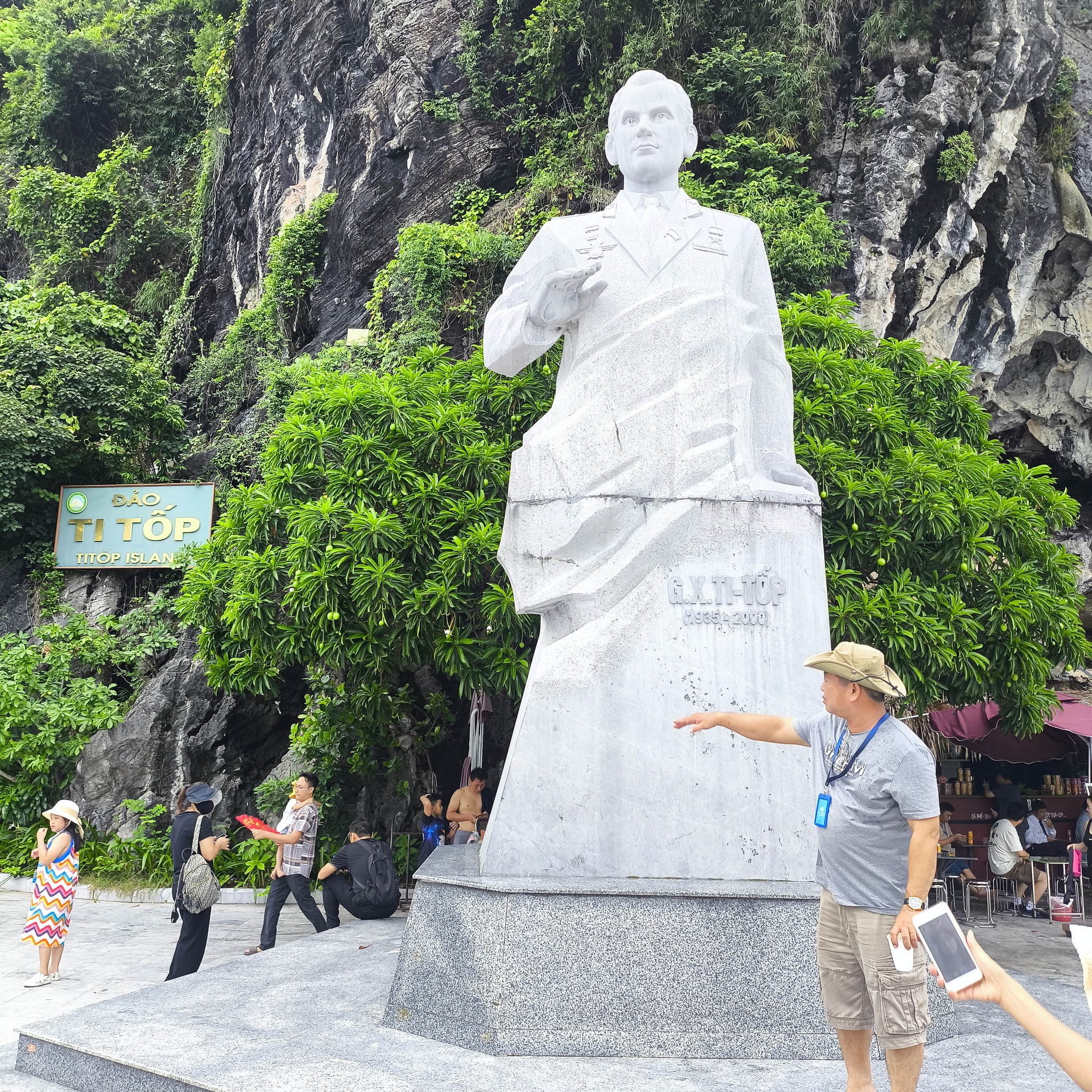 Diary of a trip to Melanesia. Vietnam. Day 39. New wonder of the world - My, Travels, Around the world, Drive, Life stories, Informative, Unusual, Nature, Туристы, Sea, Vietnam, Video, Longpost