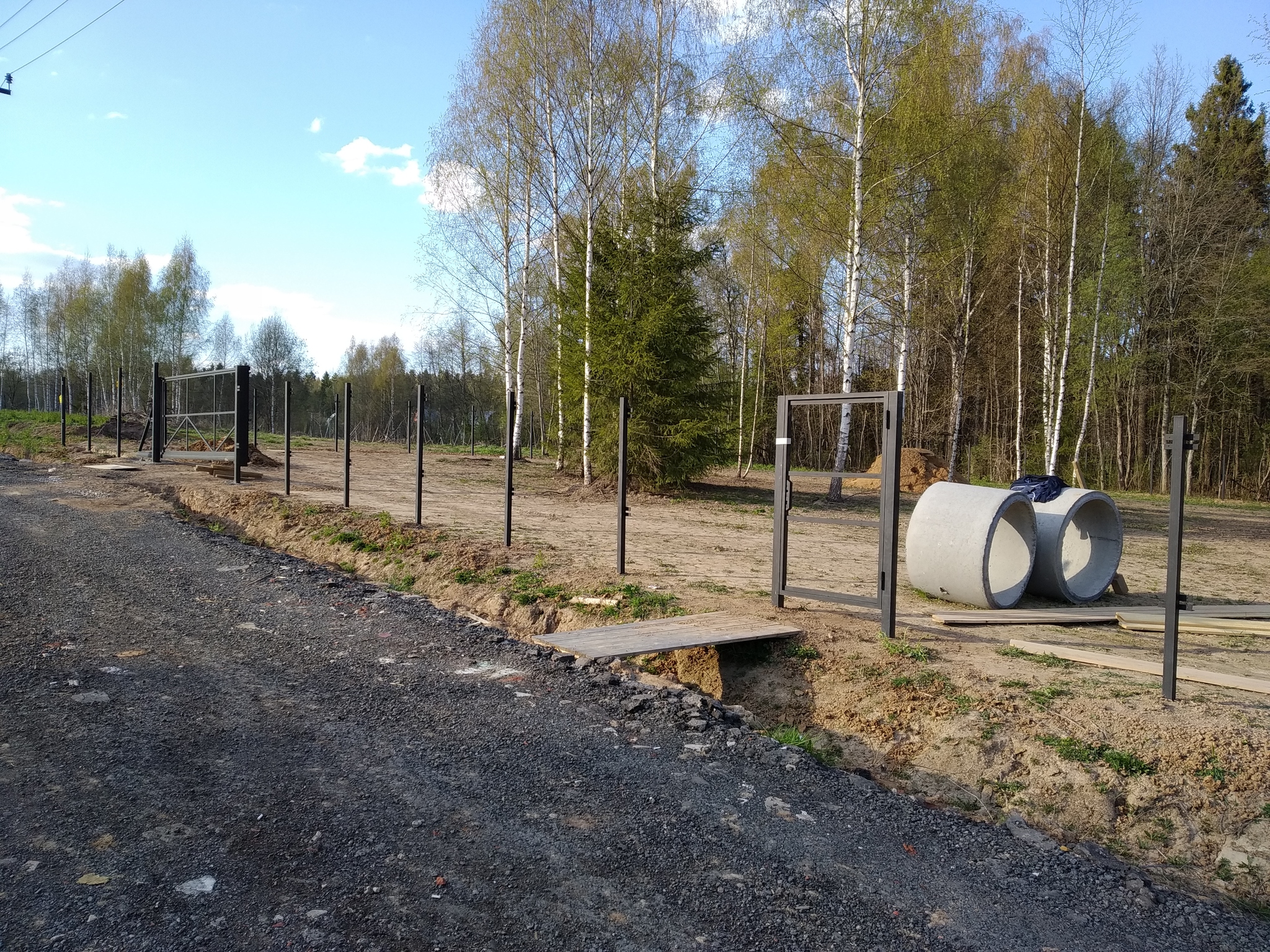 Is three types of fence too much? - Dacha, Home construction, Rukozhop, Fence, Vacation home, Video, Longpost