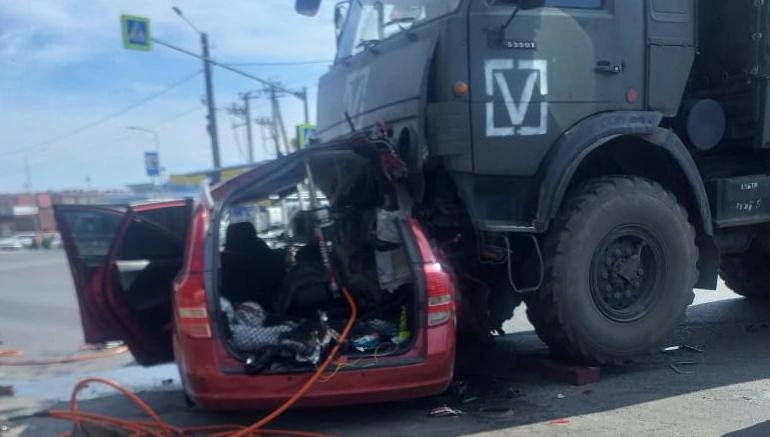 A military KamAZ truck crushed a 6-year-old boy and his mother near Rostov - Negative, Violation of traffic rules, Incident, news, Media and press, Rostov region, Military, Kamaz, Kia, Children, Road accident, Longpost