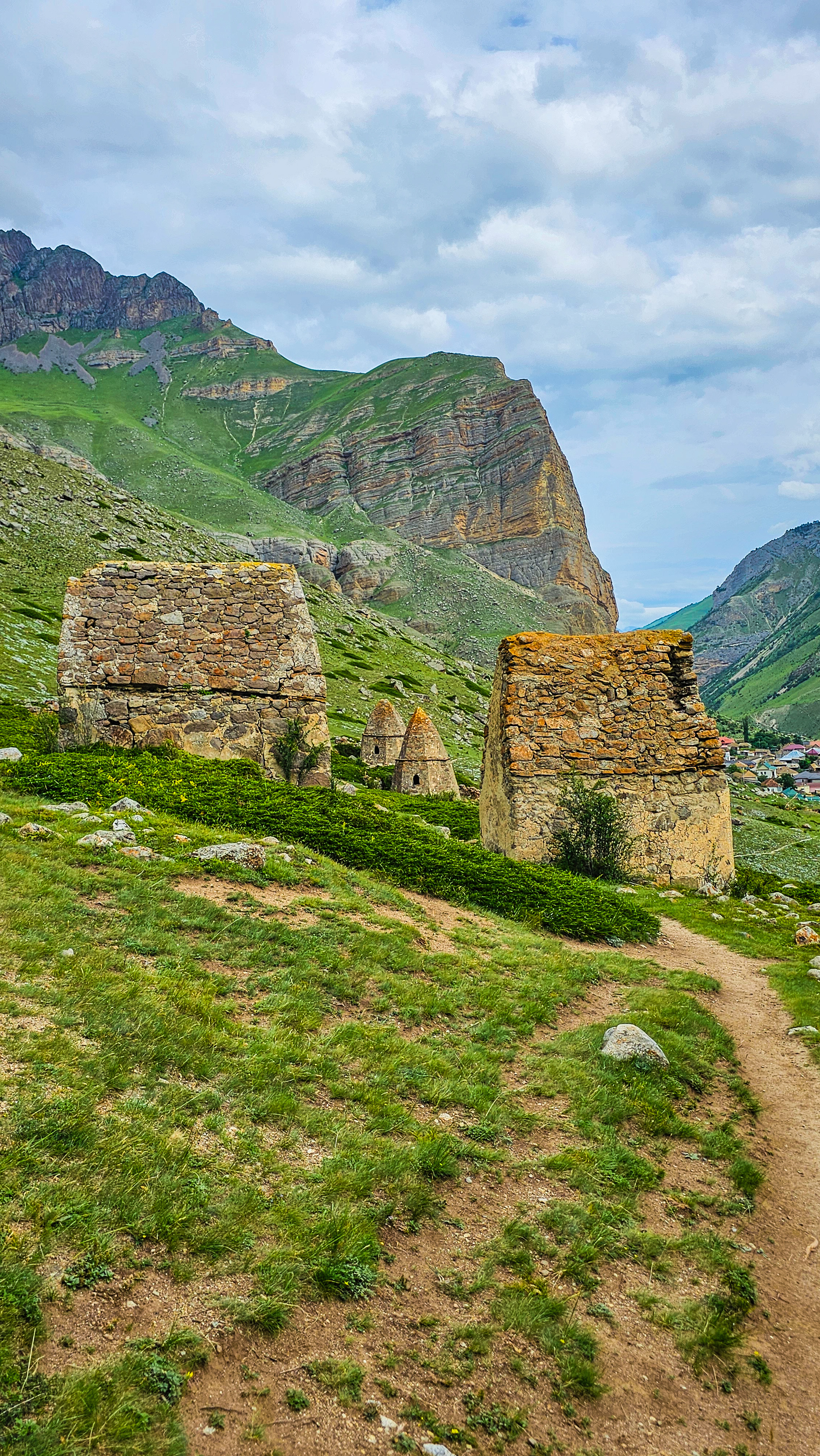 Eltuby Crypts - My, Travel across Russia, The mountains, Vacation, Kabardino-Balkaria, Chegem, Chegem gorge, Chegem waterfalls, Burial, Crypt, Longpost