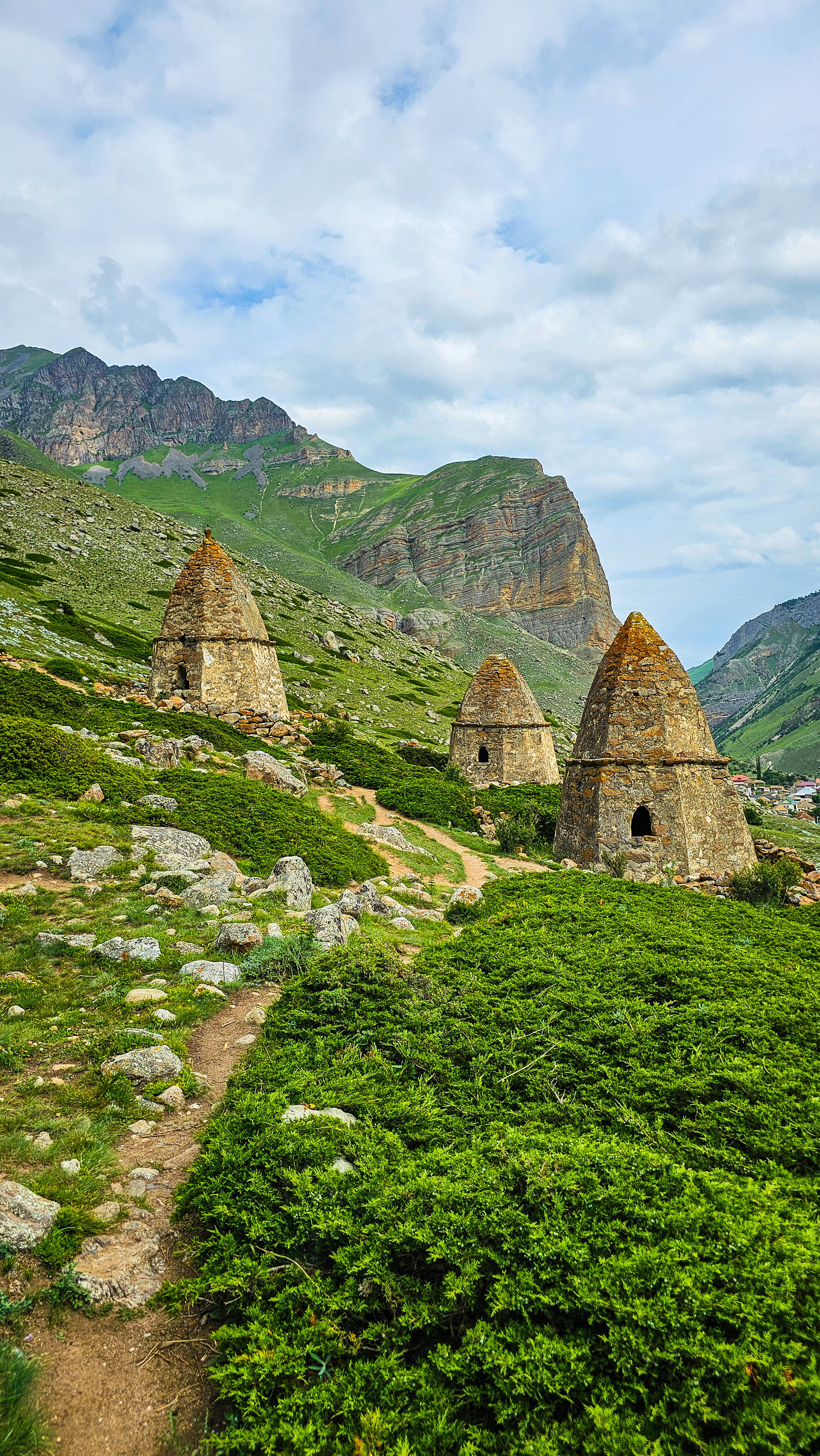 Eltuby Crypts - My, Travel across Russia, The mountains, Vacation, Kabardino-Balkaria, Chegem, Chegem gorge, Chegem waterfalls, Burial, Crypt, Longpost