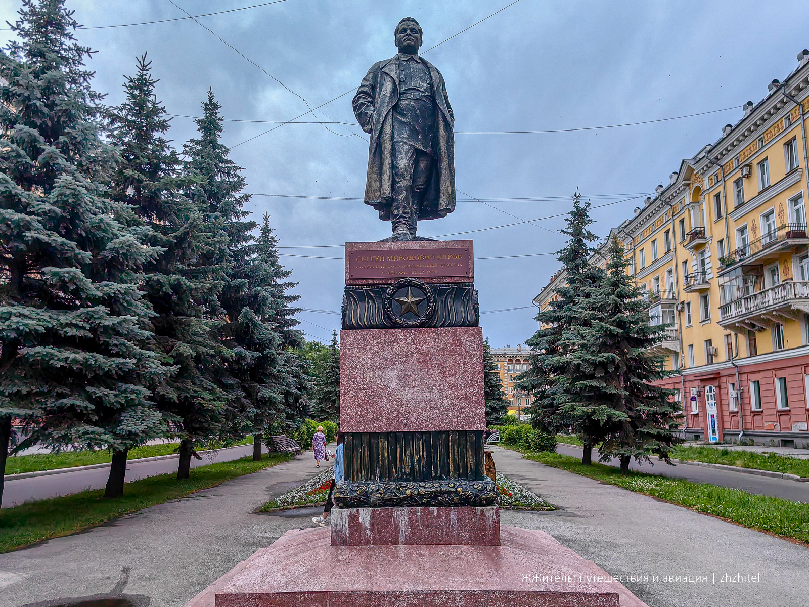 Walk around Stalinsk - My, Travel across Russia, Kemerovo region - Kuzbass, Novokuznetsk, Stalinist architecture, Architecture, Soviet architecture, Town, City walk, Longpost, The photo