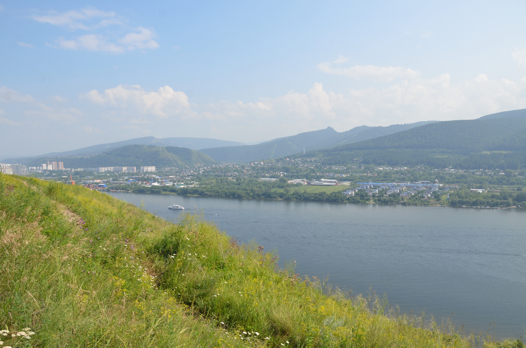 Июль на Красивом берегу в Красноярске - Моё, Красноярск, Лето, Июль, Красивый вид, Енисей, Длиннопост