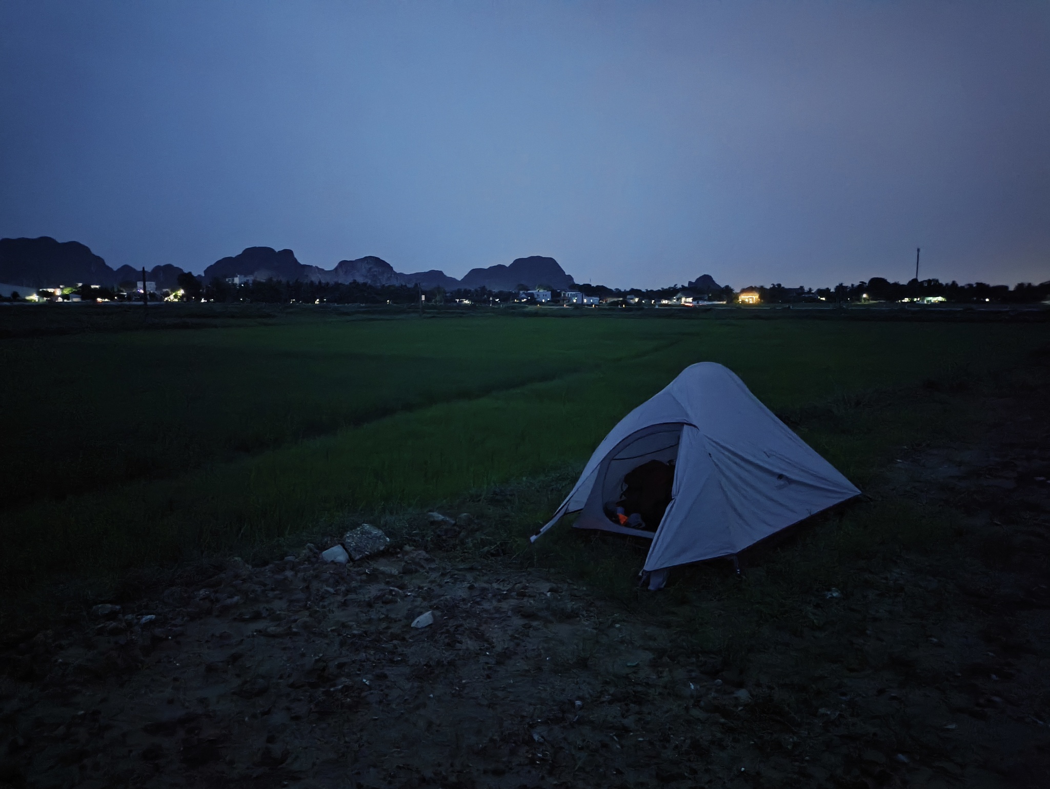 Diary of a trip to Melanesia. Vietnam. Day 40. Here comes the rain - My, Travels, Drive, Camping, Hitch-hiking, Vietnam, Around the world, Informative, People, Video, Longpost