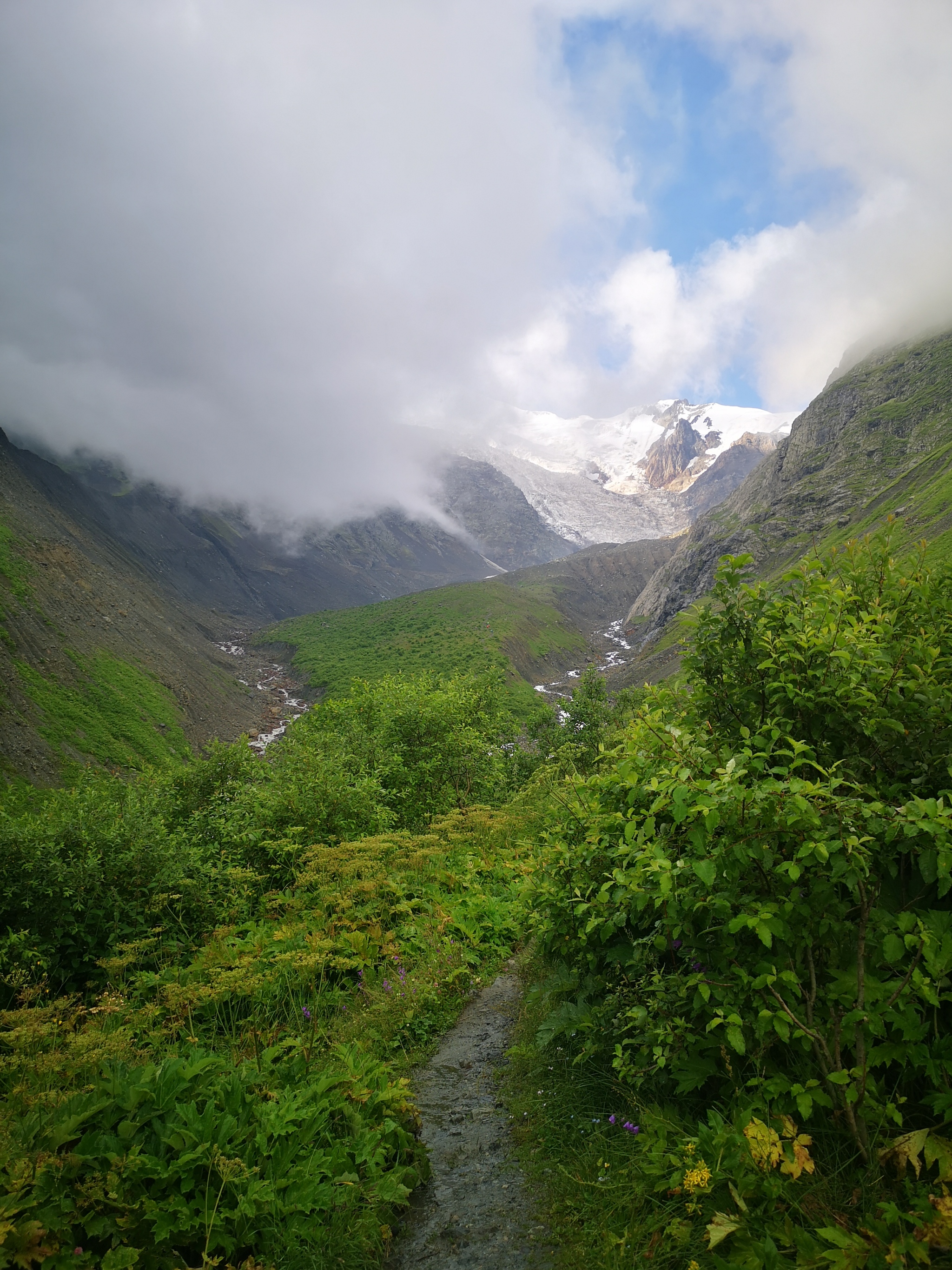 A little more Kazbek - My, Run, Mountaineering, The mountains, Kazbek, Karmadon Gorge, Longpost, The photo