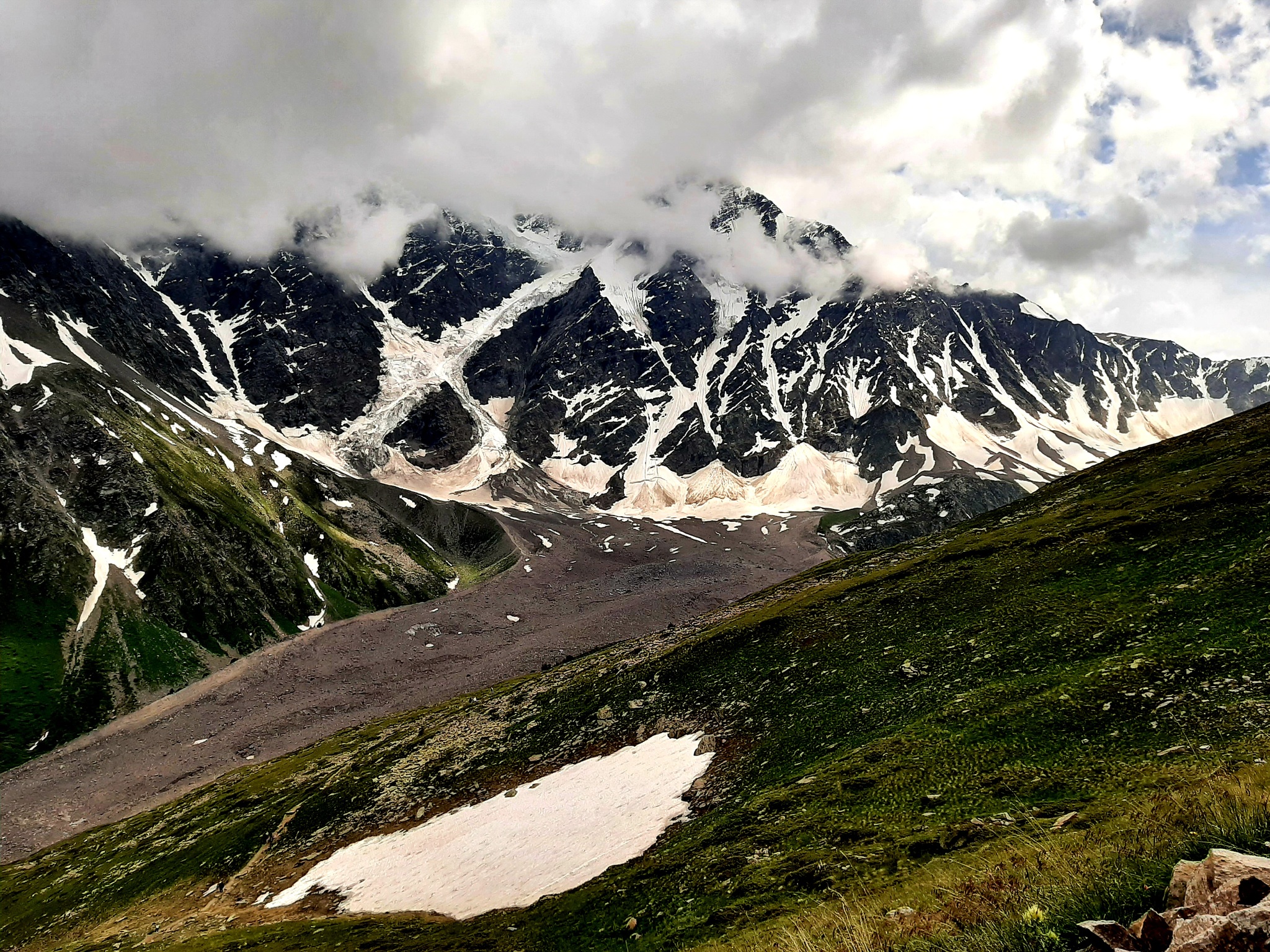 “Happiness is just around the corner, it’s in the mountains” - My, Travel across Russia, The nature of Russia, Caucasus mountains, The mountains, Kabardino-Balkaria, Mobile photography, beauty, Longpost