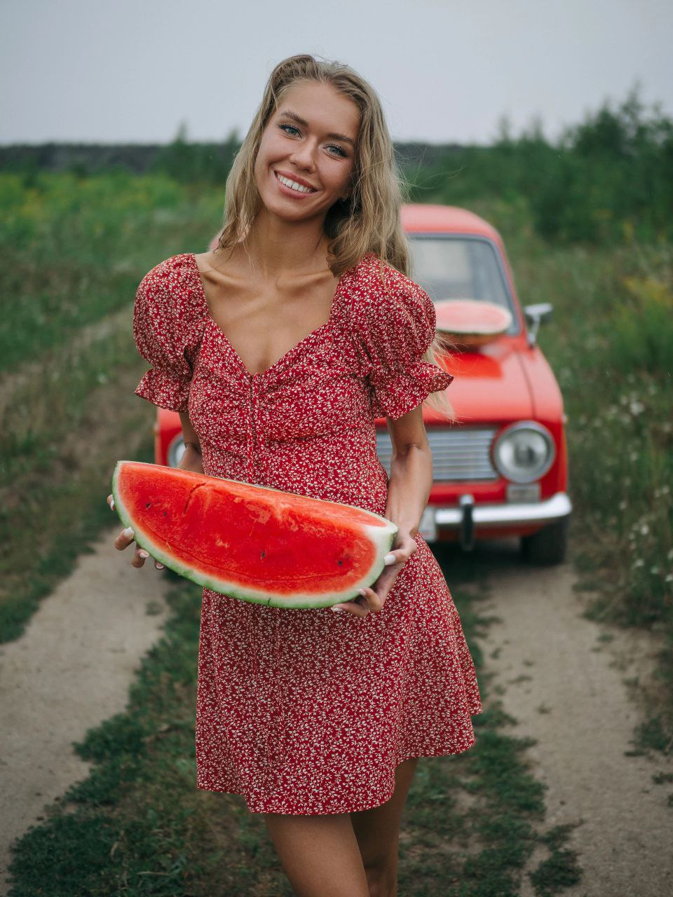 Лада цвета Арбуза - Красота, Фотография, Девушки, Фотосессия, Лада, Жигули, Арбуз, Фотомодель, Профессиональная съемка, Начинающий фотограф, Длиннопост