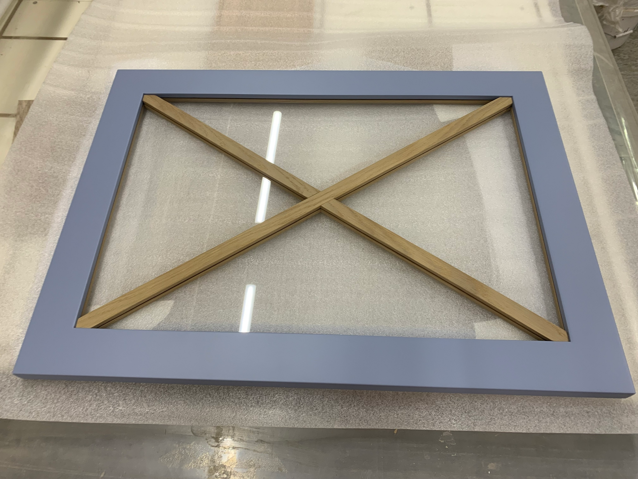 Decorative layout made of solid oak on the glass of a hinged kitchen facade made of enamel-painted MDF - My, Workshop, Manufacturing, Needlework with process, Glass, Machine, Woodworking, Carpenter, Longpost