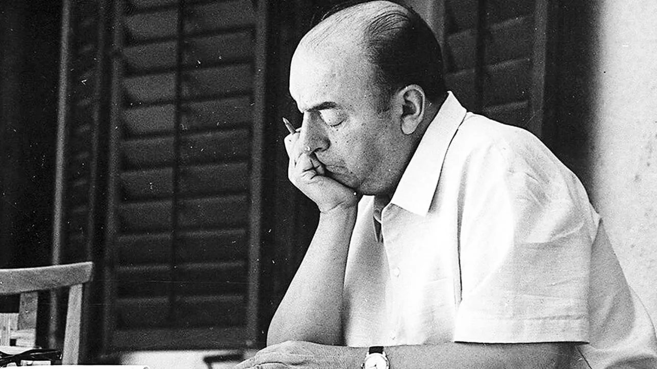 “Away from everyone, I speak to everyone” - on the 120th anniversary of the birth of Pablo Neruda - Pablo Neruda, Поэт, Poetry, Biography, Chile, Books, Poems, Longpost