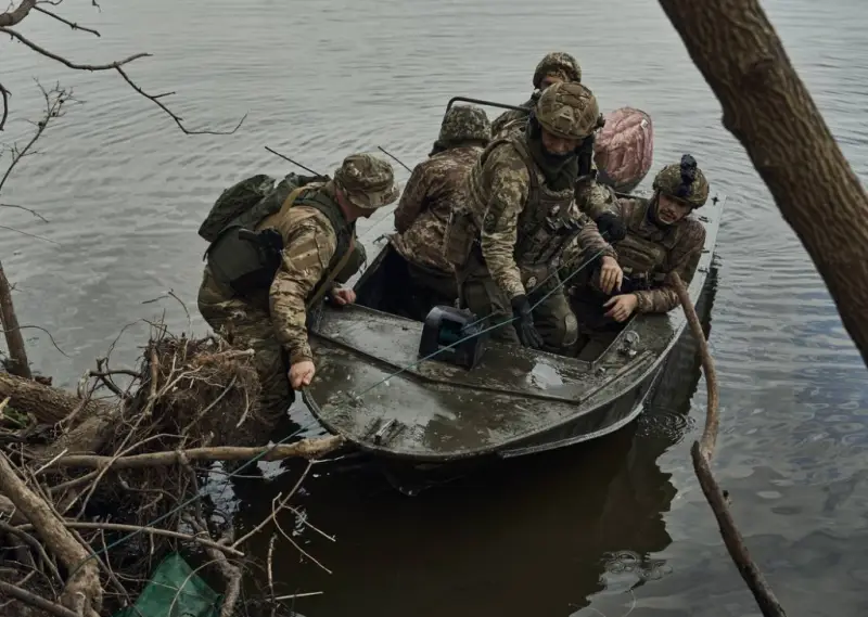 Marines of the Russian Armed Forces prevented another landing of the Armed Forces of Ukraine on the Tendrovskaya Spit - Politics, news, Special operation, Marines, Military establishment, Landing, APU, Longpost