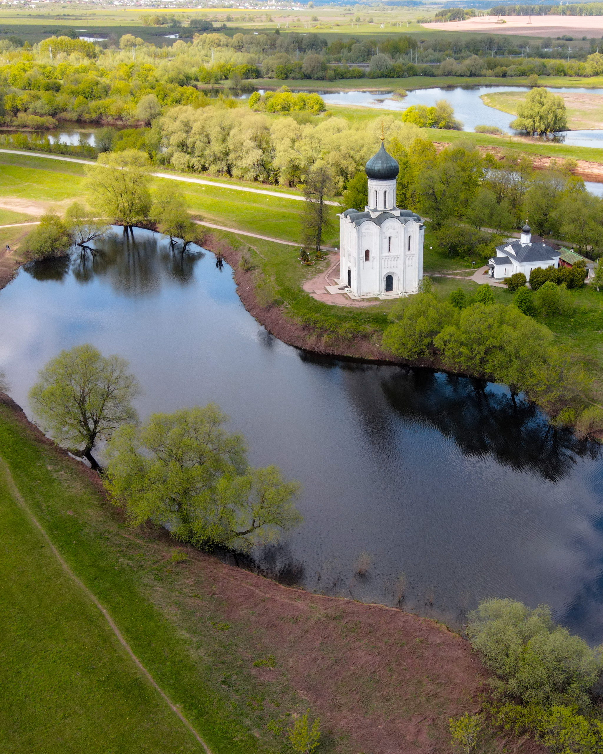 Церковь Покрова-на-Нерли летом - Моё, Аэросъемка, Церковь, Природа, Фотография, Россия, Храм Покрова на Нерли, Красота, Длиннопост