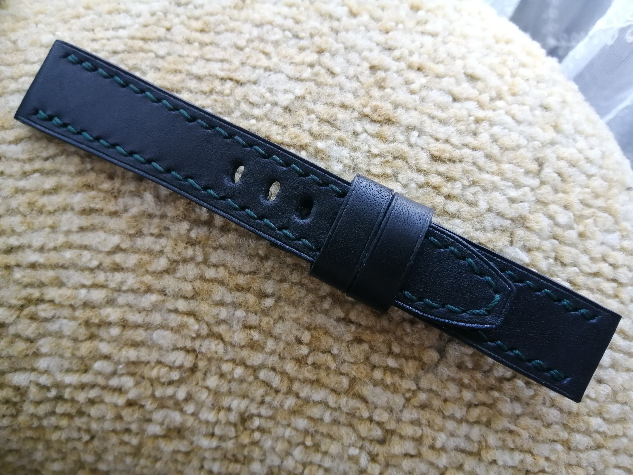 Watch strap, black with green stitching. Strap 22mm - My, Accessories, Needlework without process, Strap, Watch strap, Voronezh, Tambov, Hand seam, With your own hands, Longpost