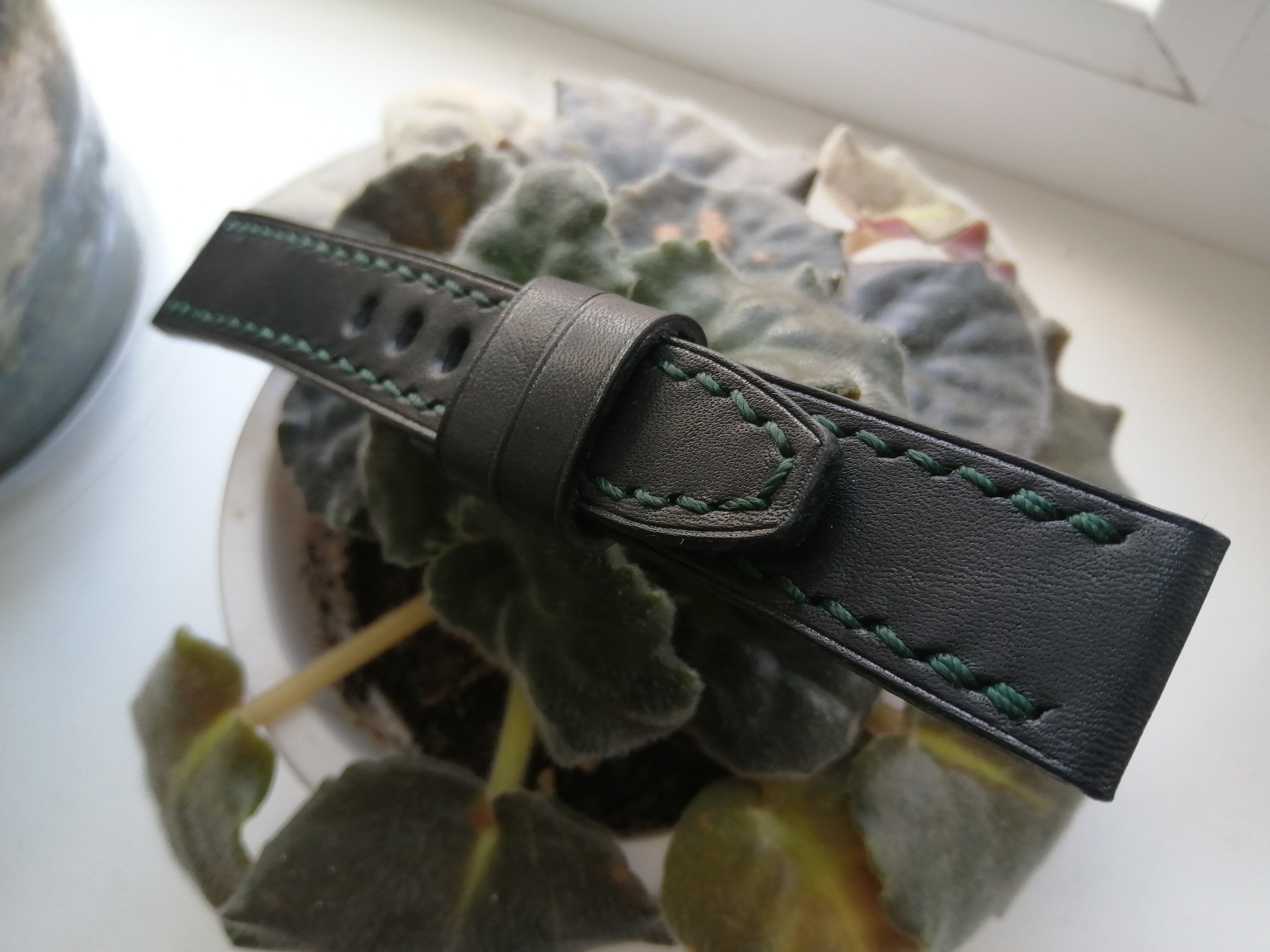 Watch strap, black with green stitching. Strap 22mm - My, Accessories, Needlework without process, Strap, Watch strap, Voronezh, Tambov, Hand seam, With your own hands, Longpost