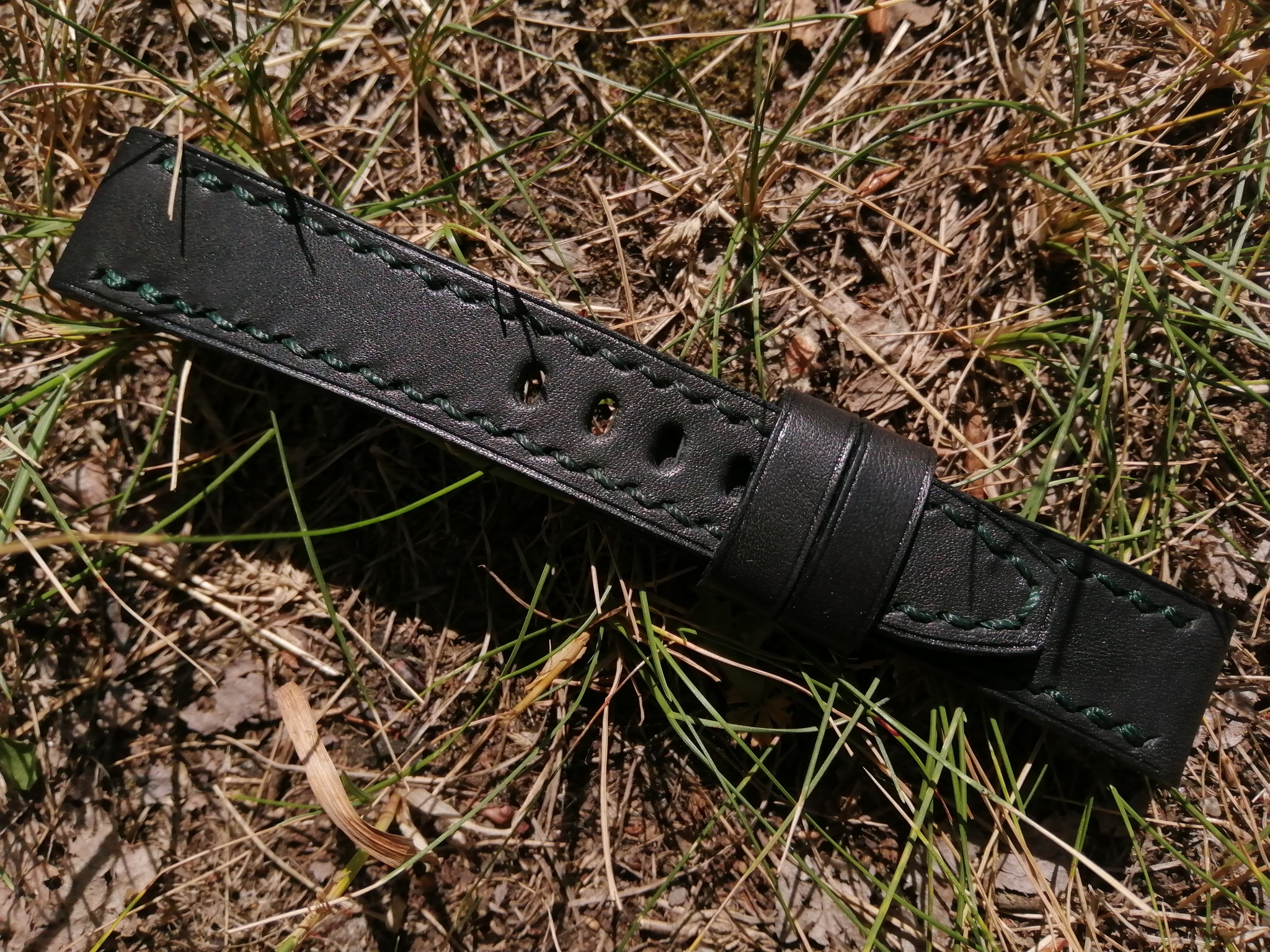 Watch strap, black with green stitching. Strap 22mm - My, Accessories, Needlework without process, Strap, Watch strap, Voronezh, Tambov, Hand seam, With your own hands, Longpost