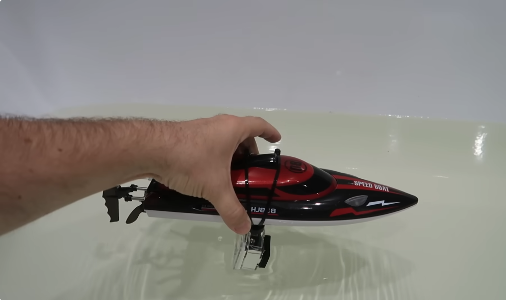 Inexpensive speedboat HJ 808 from AliExpress: Test drive and underwater adventures - My, Chinese goods, AliExpress, Products, Toys, Boat, Radio controlled models, Longpost