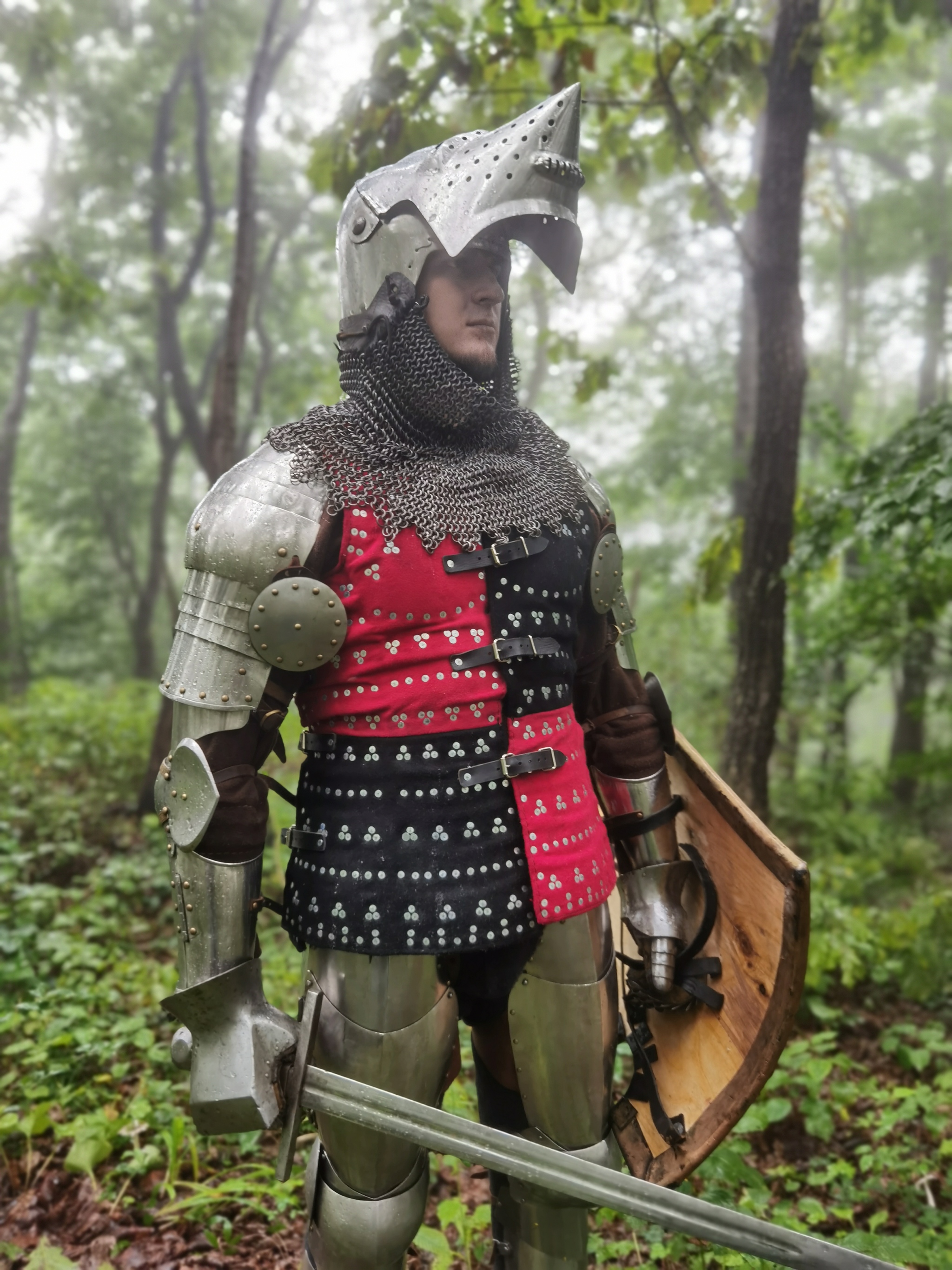 Who needs armor these days? - My, Historical reconstruction, ISB, Armor, Knights, Role-playing games, Cosplay, Middle Ages, Sword