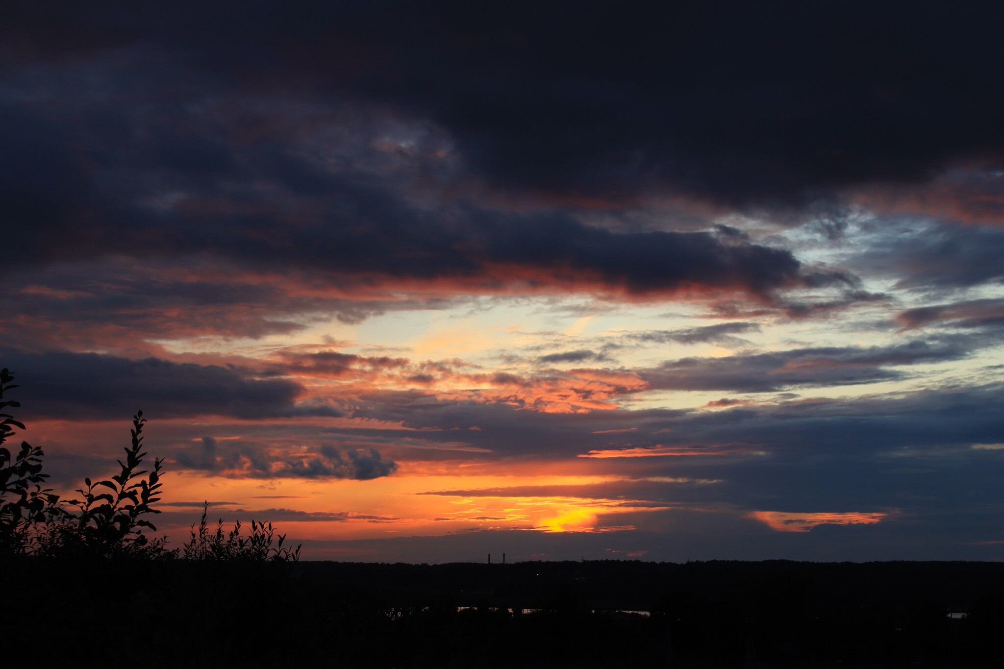 Sunset 08/07/2024, Sheksna village - My, Sunset, Sunrises and sunsets, Sheksna, Vologodskaya Oblast, Canon, Summer, Longpost, The photo