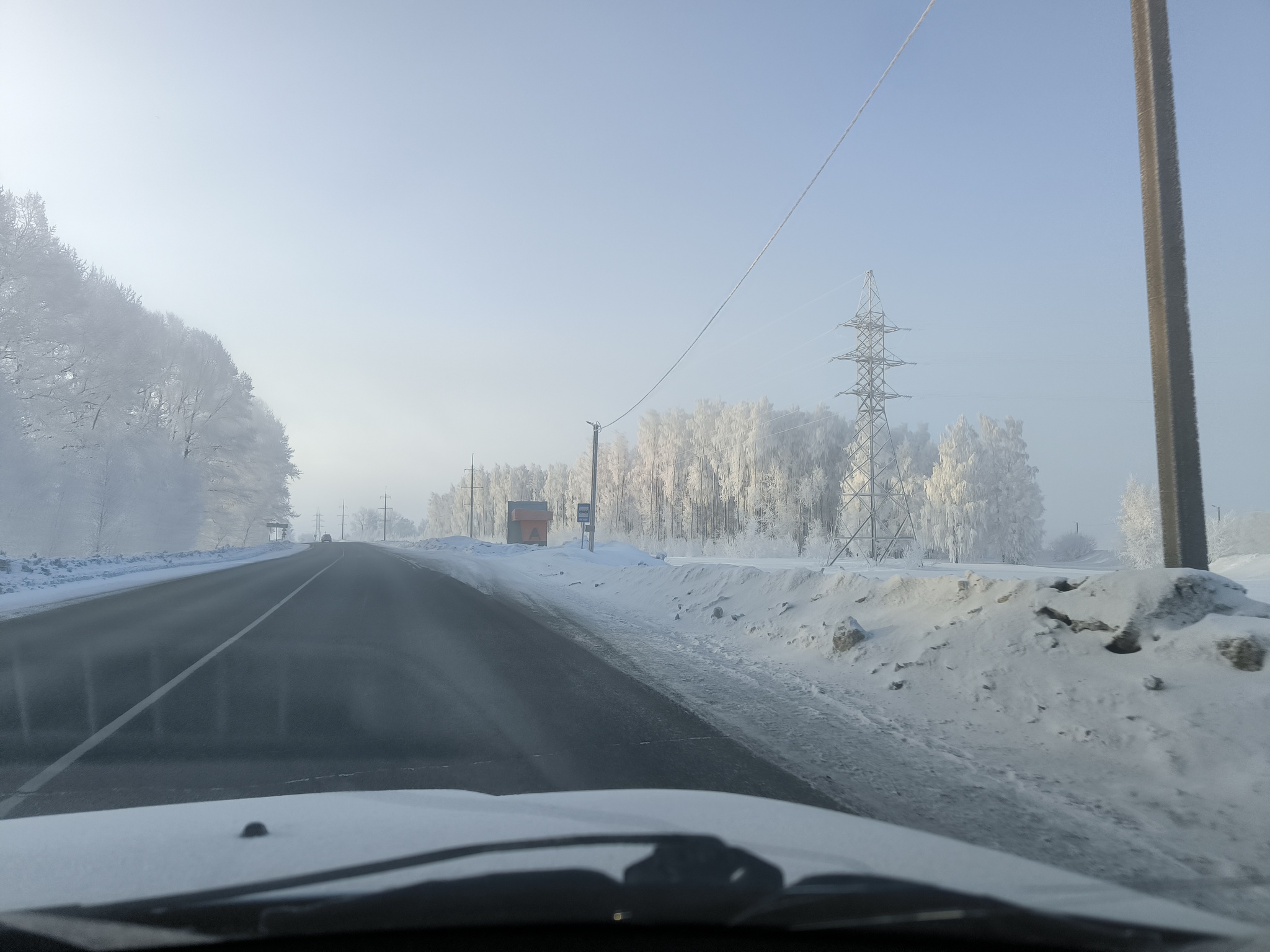 Trip Ufa-Izhevsk-Ufa. Winter 2024 - My, Drive, dawn, Izhevsk, Ufa, Mobile photography, Winter, Forest, Nature, Road, Temple, Frost, freezing, The sun, Longpost