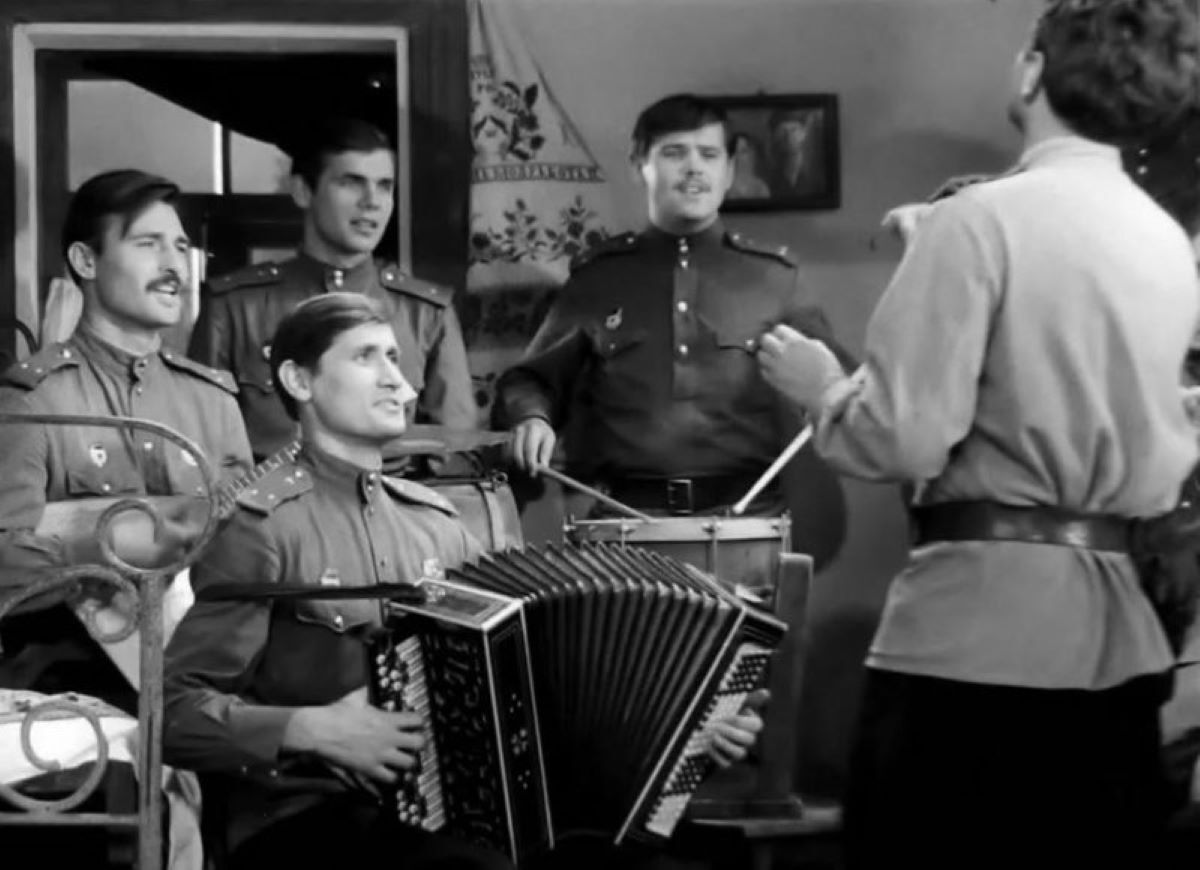 Guys, we will live! - the USSR, Soviet cinema, Soviet actors, Made in USSR, The Great Patriotic War, Only old men go to battle, Actors and actresses, Russian cinema, Classic, Telegram (link), Longpost