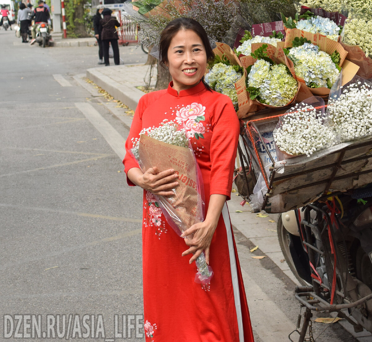 Vietnam in faces. What flip flops look like in everyday life - My, Vietnam, Vietnamese, Living abroad, Flip flops, Asian, Asians, Asia, Southeast Asia, Beginning photographer, Video, Youtube, Longpost