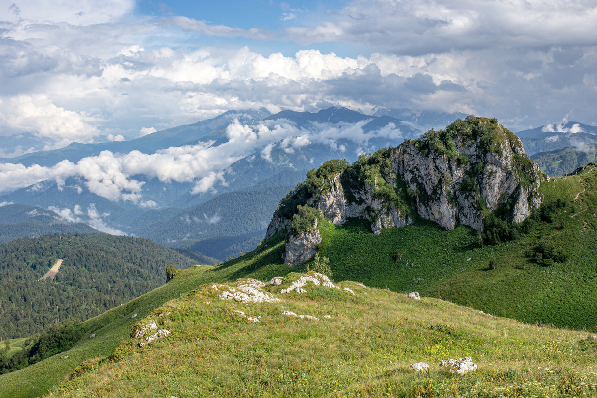 Route 30 along the Caucasus Nature Reserve, part III - Instructor's gap - My, Relaxation, Tourism, Туристы, Travels, Hike, Caucasus, Nature, Mountain tourism, The rocks, Camping, Longpost