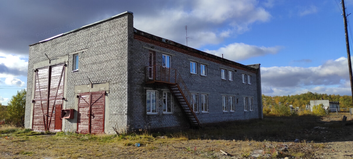 The ghost village of Nyal near the railway in the far north. Five-story building in the middle of the mountains and lakes of the Arctic - Far North, Village, Arctic, Railway, Abandoned, Yandex Zen, Longpost