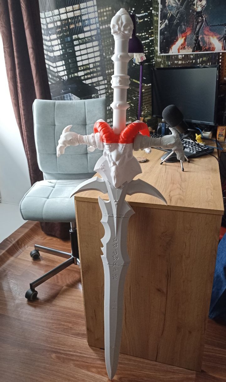 The Frostmortn 3D printed sword is out for blood! - My, Sword, 3D, Ice Sorrow, Warcraft, First post, 3D печать, Ender 3