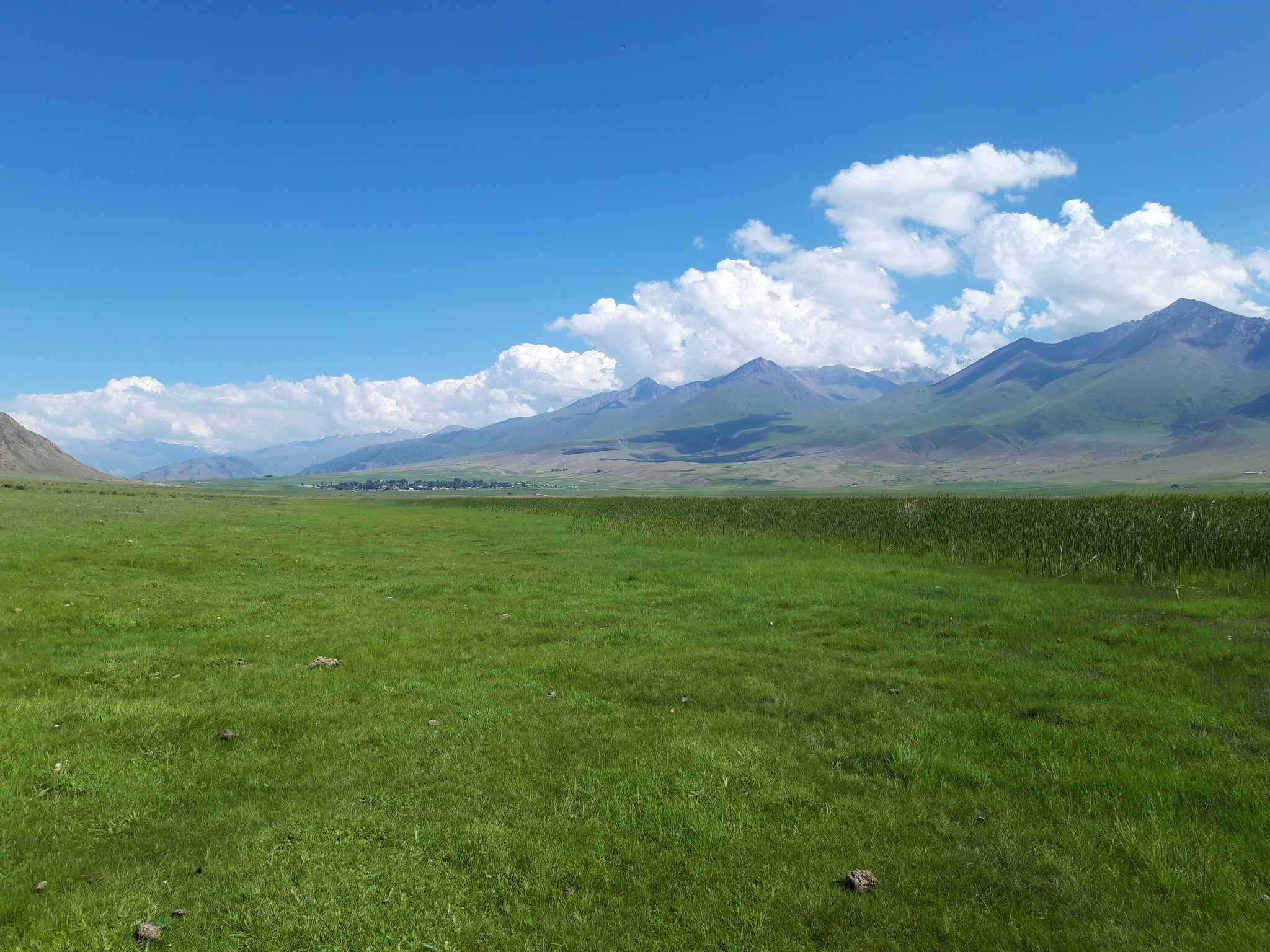 Mountain roads of Kyrgyzstan - Kyrgyzstan, middle Asia, Travels, The mountains, Road, Nature, Relaxation, People, The photo, Video, Longpost