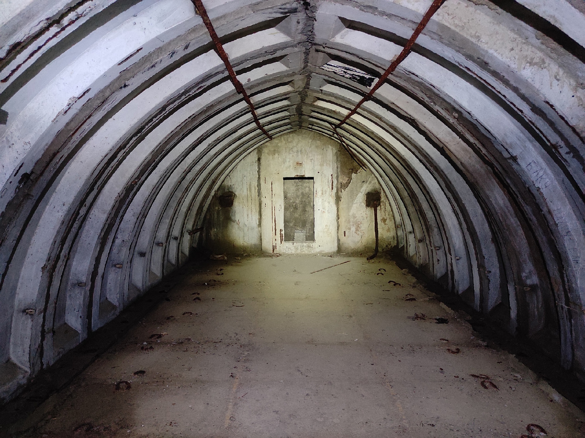 A two-story bunker in the middle of a forest in northern Russia. Unfinished USSR era - Bunker, Military, Made in USSR, Abandoned, Yandex Zen, Yandex Zen (link), Longpost