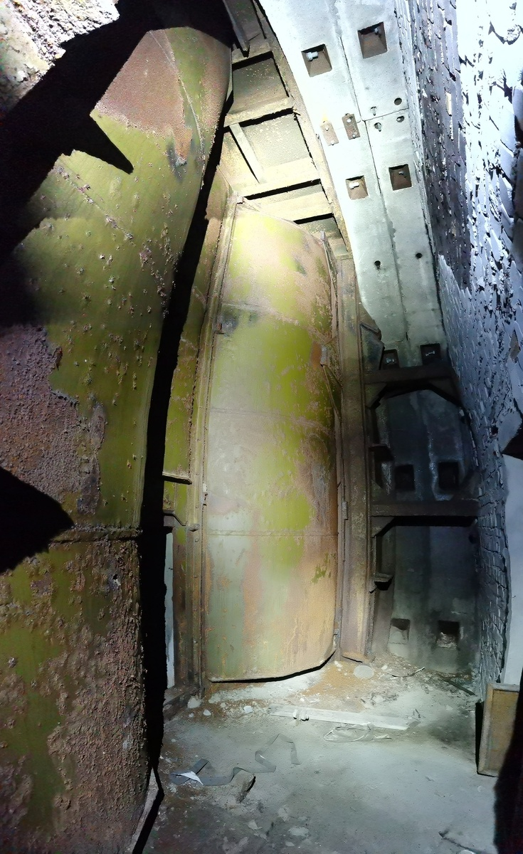 A two-story bunker in the middle of a forest in northern Russia. Unfinished USSR era - Bunker, Military, Made in USSR, Abandoned, Yandex Zen, Yandex Zen (link), Longpost