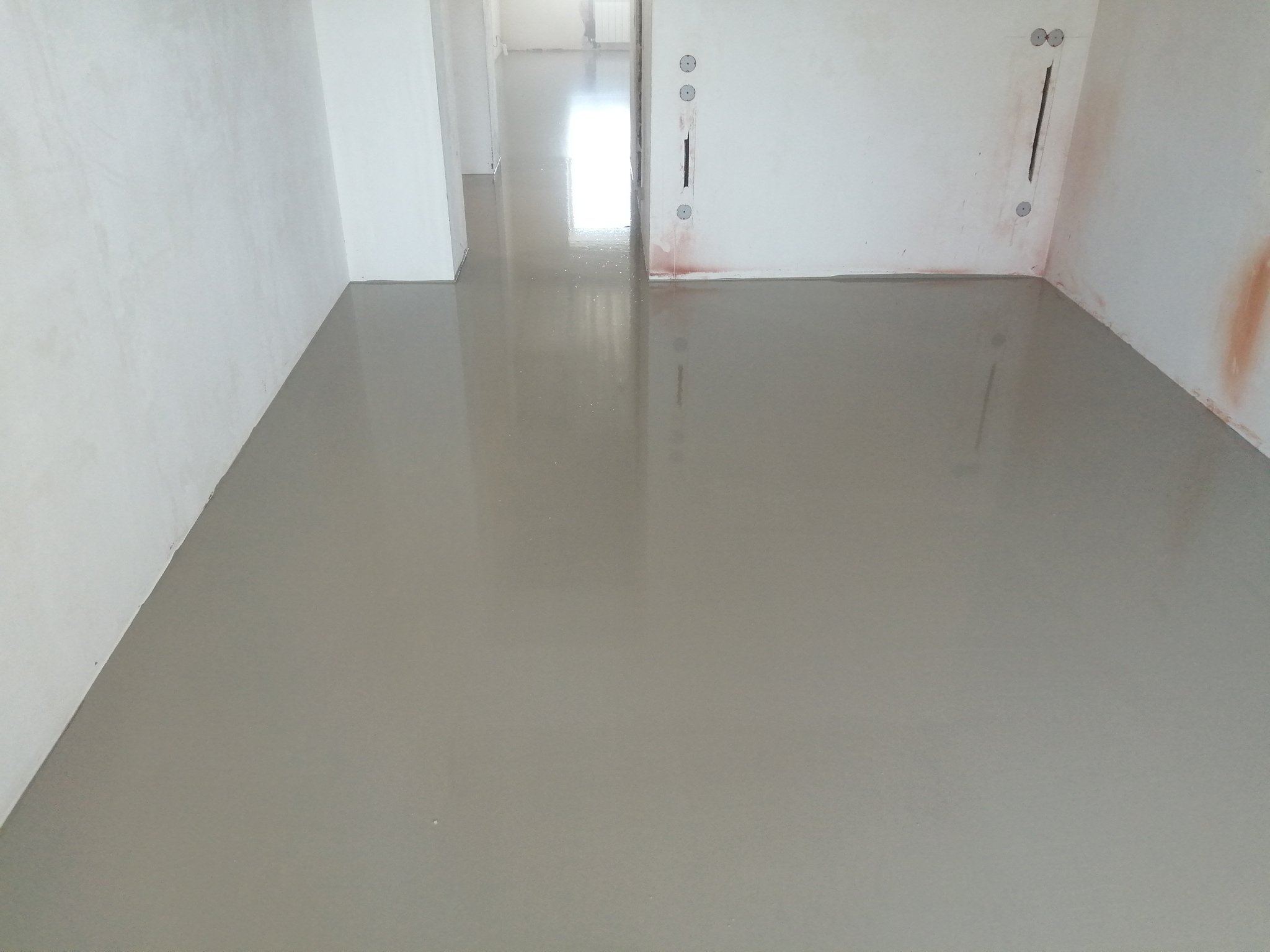 About the thickness of pouring the self-leveling floor - My, Self-leveling floor, Repair of apartments