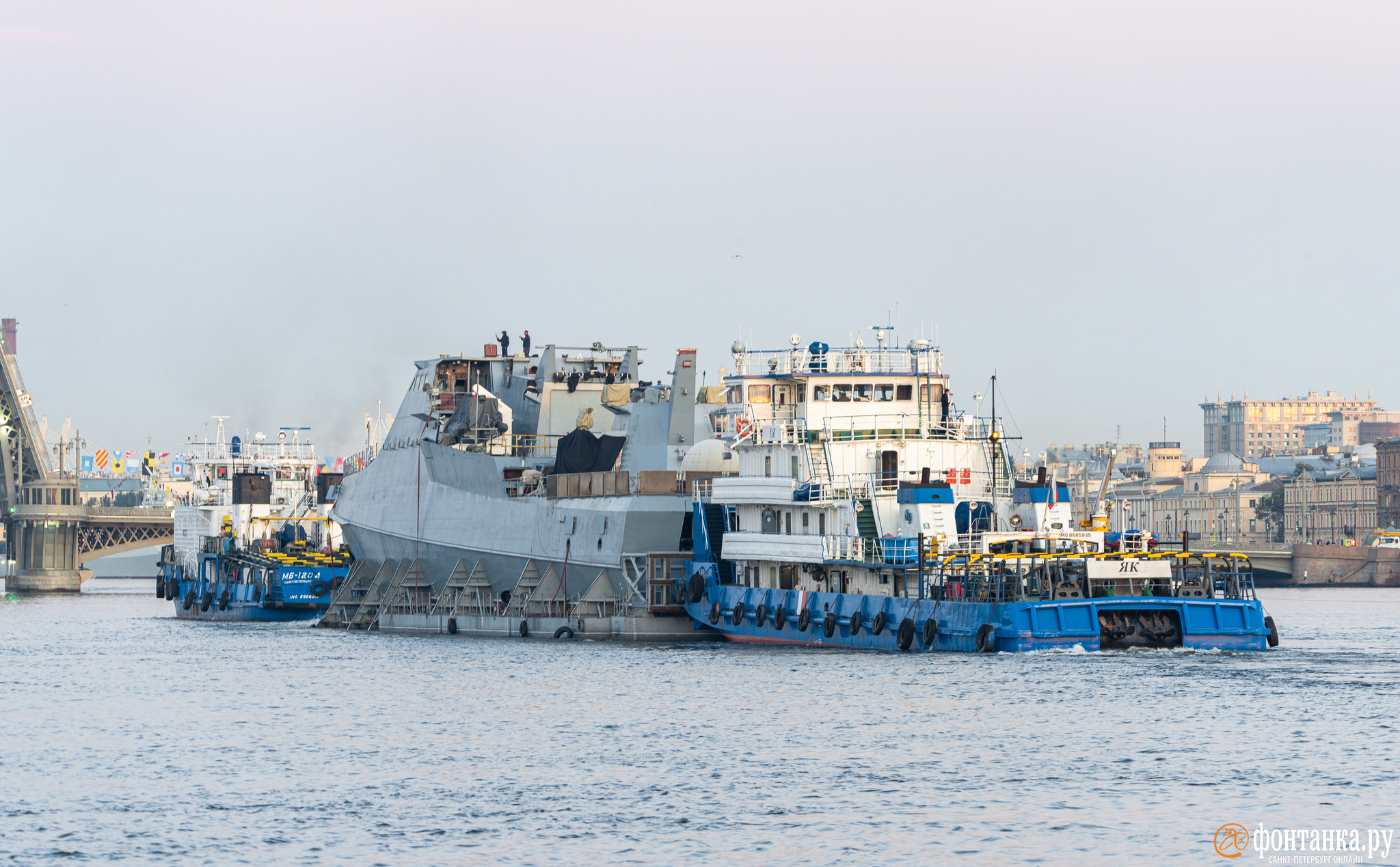 Beautiful. Corvette Victor the Great arrived for completion in St. Petersburg having covered more than 1 thousand km - news, Russia, Navy, Saint Petersburg, Tatarstan, Zelenodolsk, Corvette, The photo, Black Sea Fleet, Politics, Longpost