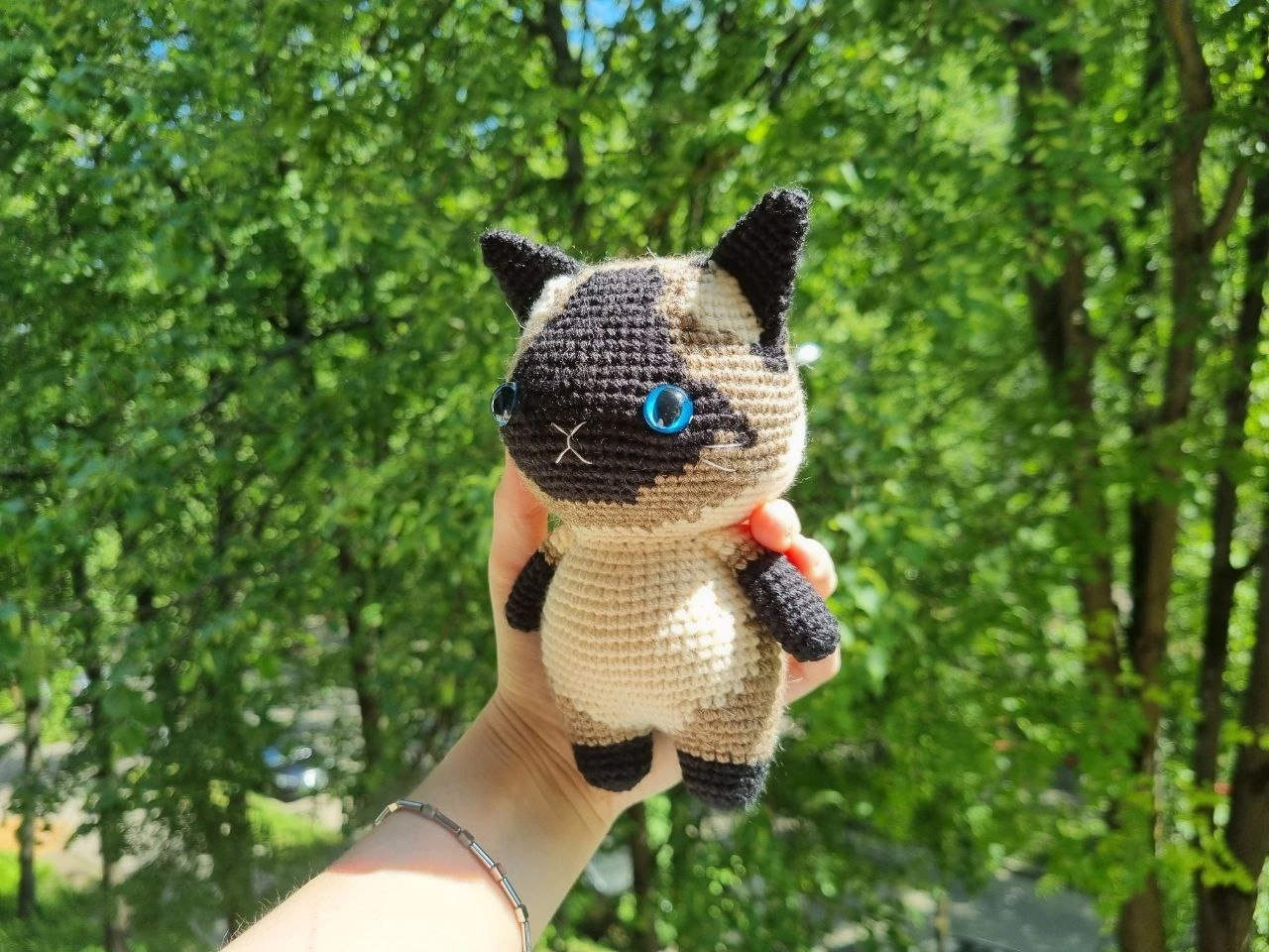 Knitted Siamese Cat - My, Knitting, Crochet, Needlework, Handmade, Needlework without process, With your own hands, Creation, Presents, cat, Toys, Knitted toys, Author's toy, Soft toy, Order, Longpost, Amigurumi