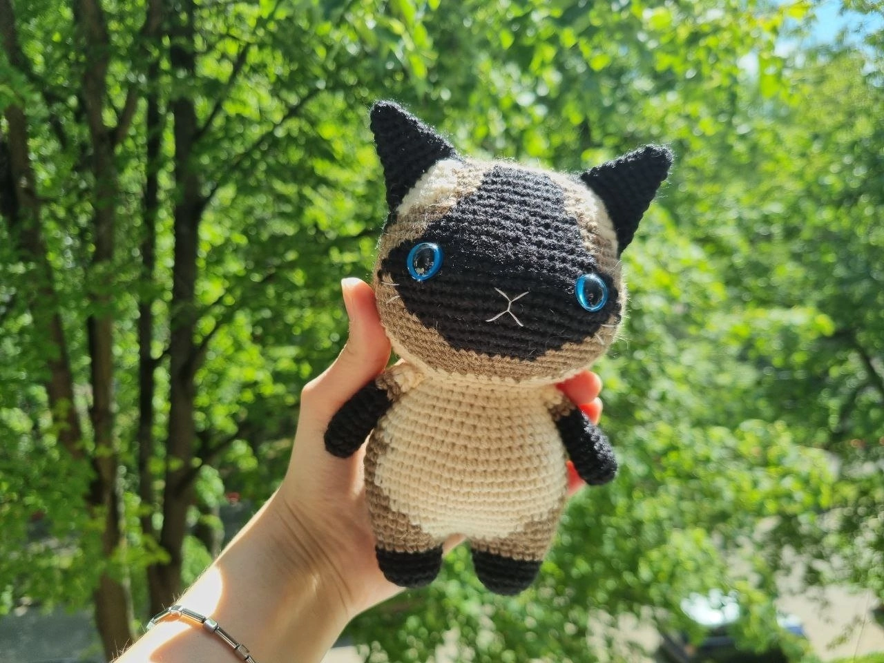 Knitted Siamese Cat - My, Knitting, Crochet, Needlework, Handmade, Needlework without process, With your own hands, Creation, Presents, cat, Toys, Knitted toys, Author's toy, Soft toy, Order, Longpost, Amigurumi