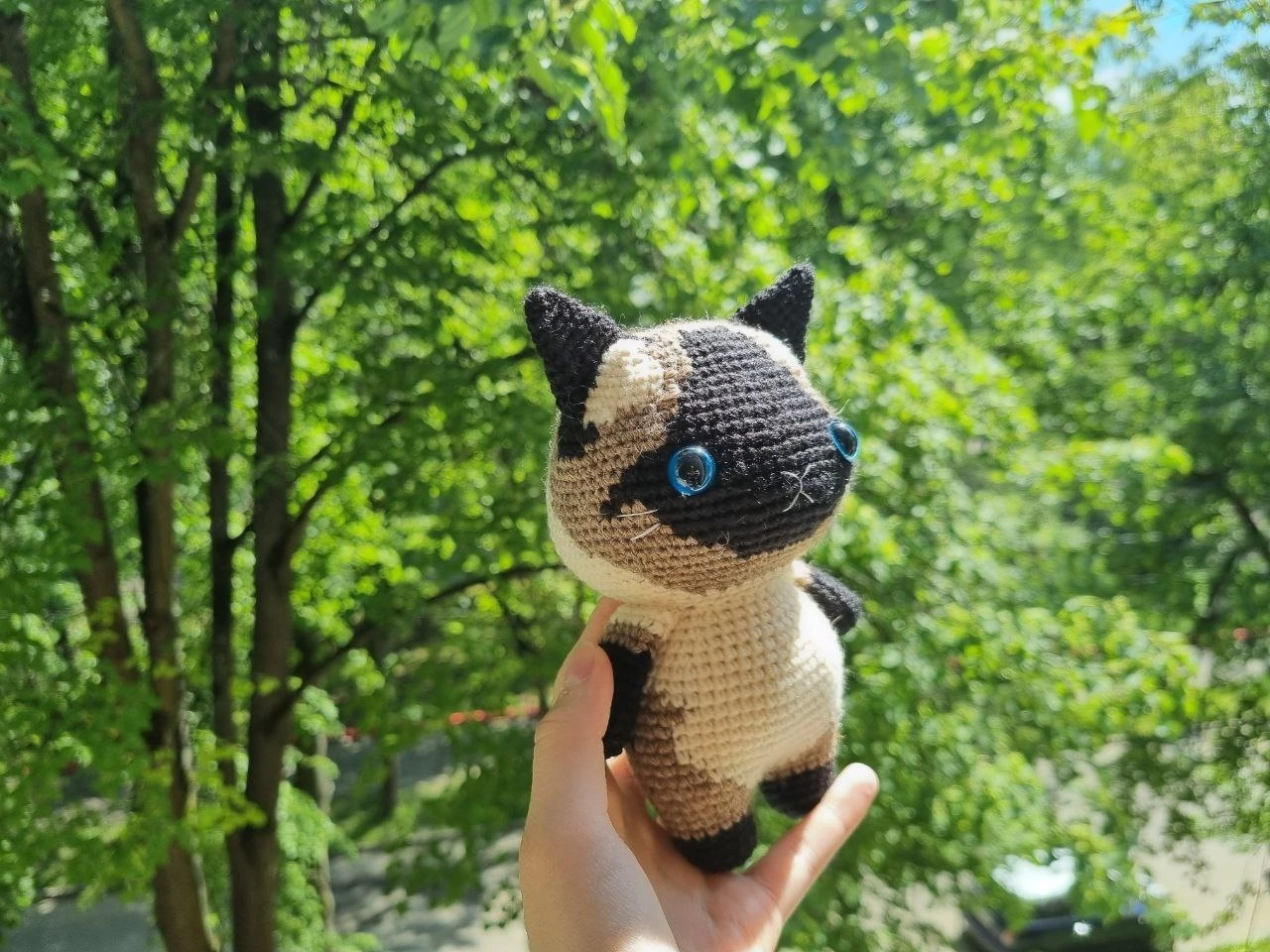 Knitted Siamese Cat - My, Knitting, Crochet, Needlework, Handmade, Needlework without process, With your own hands, Creation, Presents, cat, Toys, Knitted toys, Author's toy, Soft toy, Order, Longpost, Amigurumi