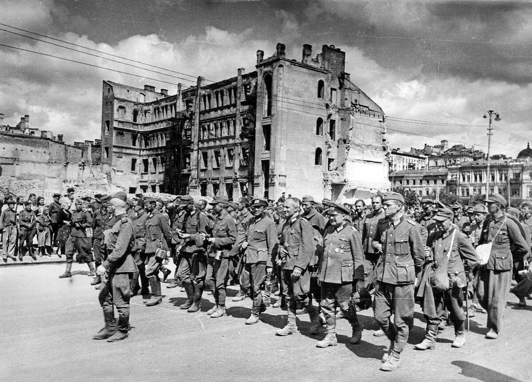 March of shame of the Nazis in Kyiv - the USSR, The Great Patriotic War, Military history, История России, Nazism, Kiev, Victory, Winners, Red Army, Fascists, The soldiers, Telegram (link), Longpost