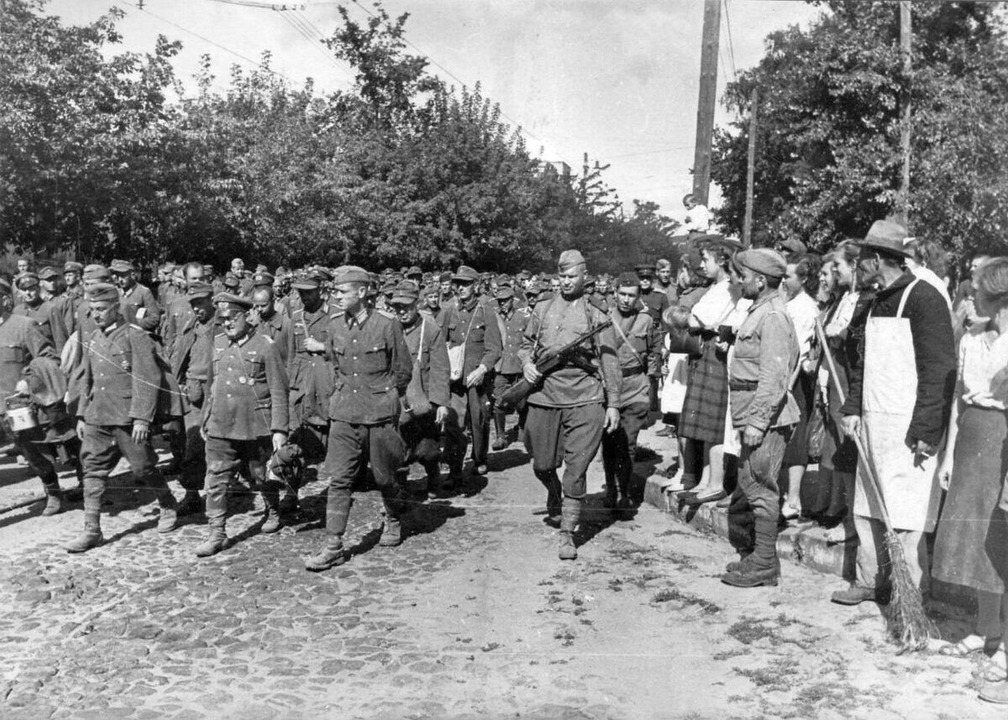 March of shame of the Nazis in Kyiv - the USSR, The Great Patriotic War, Military history, История России, Nazism, Kiev, Victory, Winners, Red Army, Fascists, The soldiers, Telegram (link), Longpost