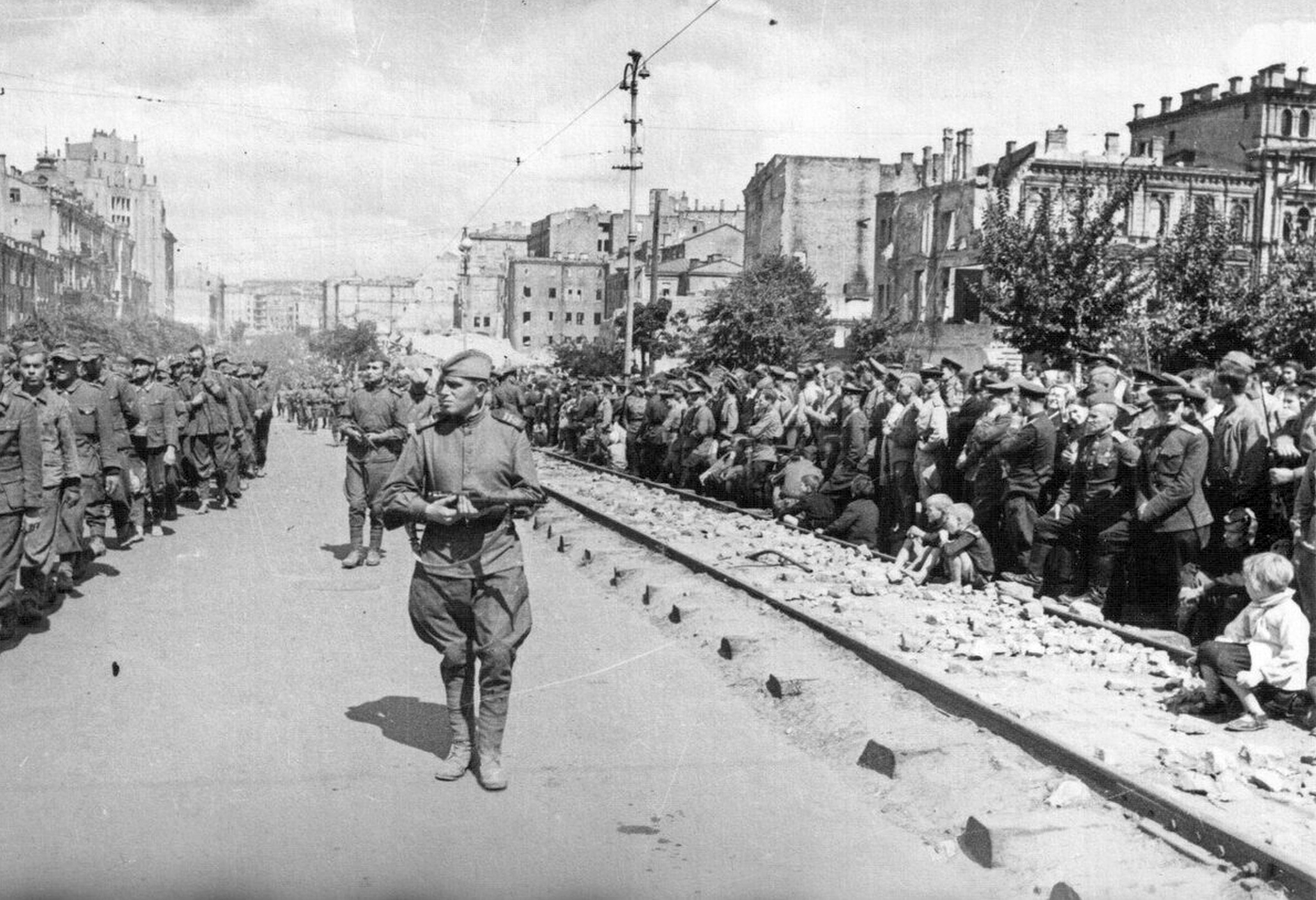 March of shame of the Nazis in Kyiv - the USSR, The Great Patriotic War, Military history, История России, Nazism, Kiev, Victory, Winners, Red Army, Fascists, The soldiers, Telegram (link), Longpost