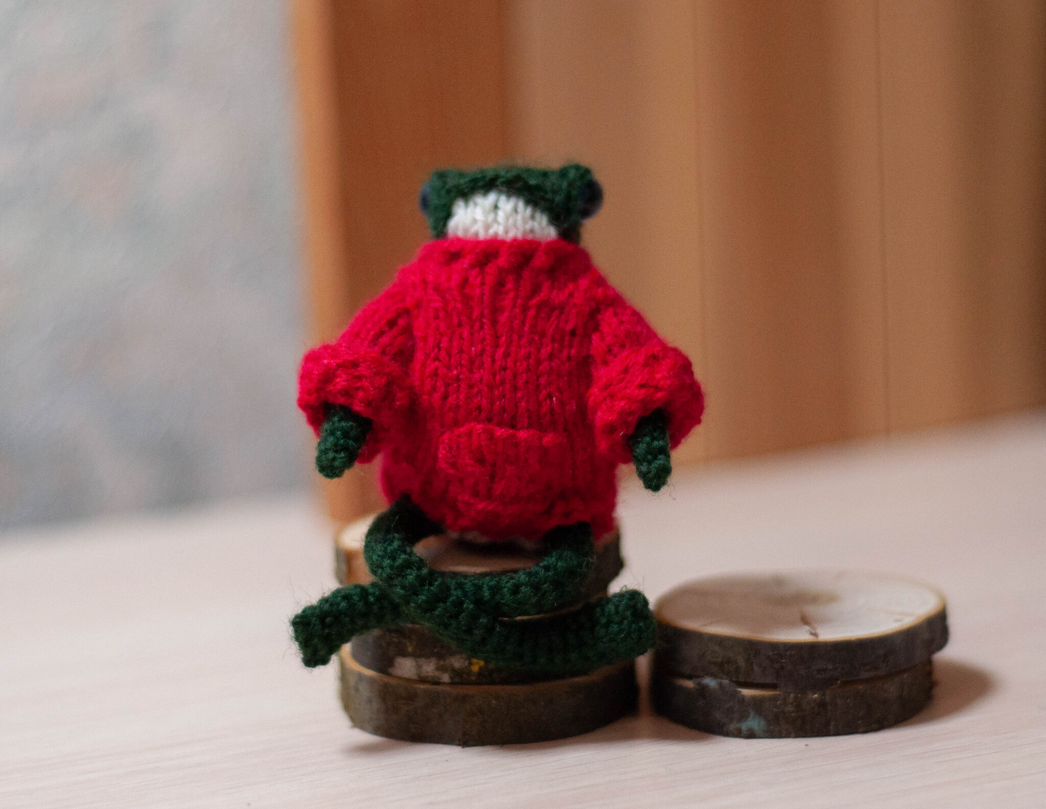 Bright frog in a red sweater - My, Toad, Frogs, Knitting, Decor, Pocket animals, Needlework, Handmade, Needlework without process, Wind in the willows, Author's toy, Knitting, Presents, Amigurumi, Knitted toys, Crochet, Longpost