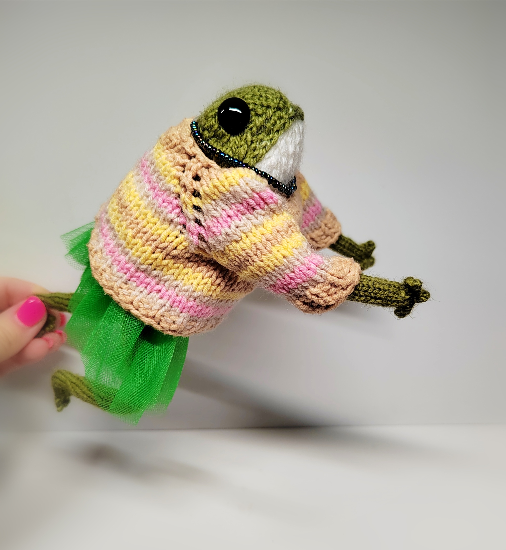 Frog Svetlana - My, Handmade, Vertical video, Art, Creation, Needlework without process, Knitting, Frogs, Knitting, Toys, Princess Frog, Toad, Video, Longpost, Amigurumi